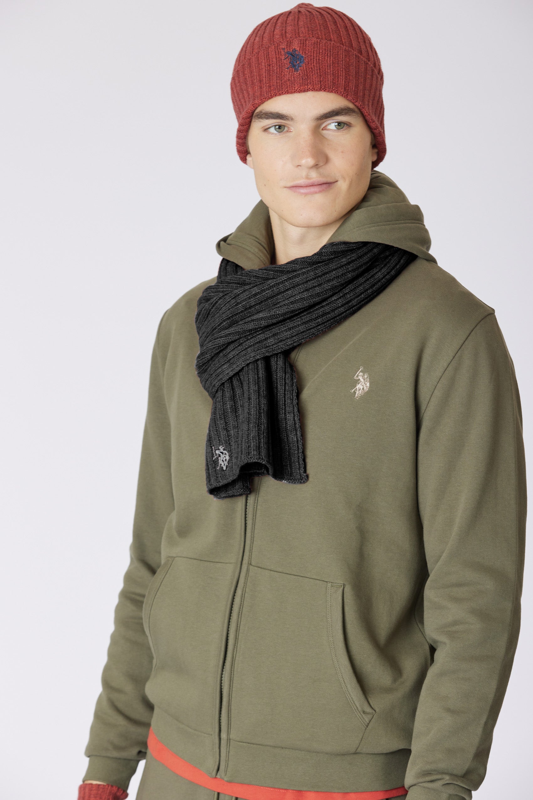 Sciarpa in maglia a coste con logo