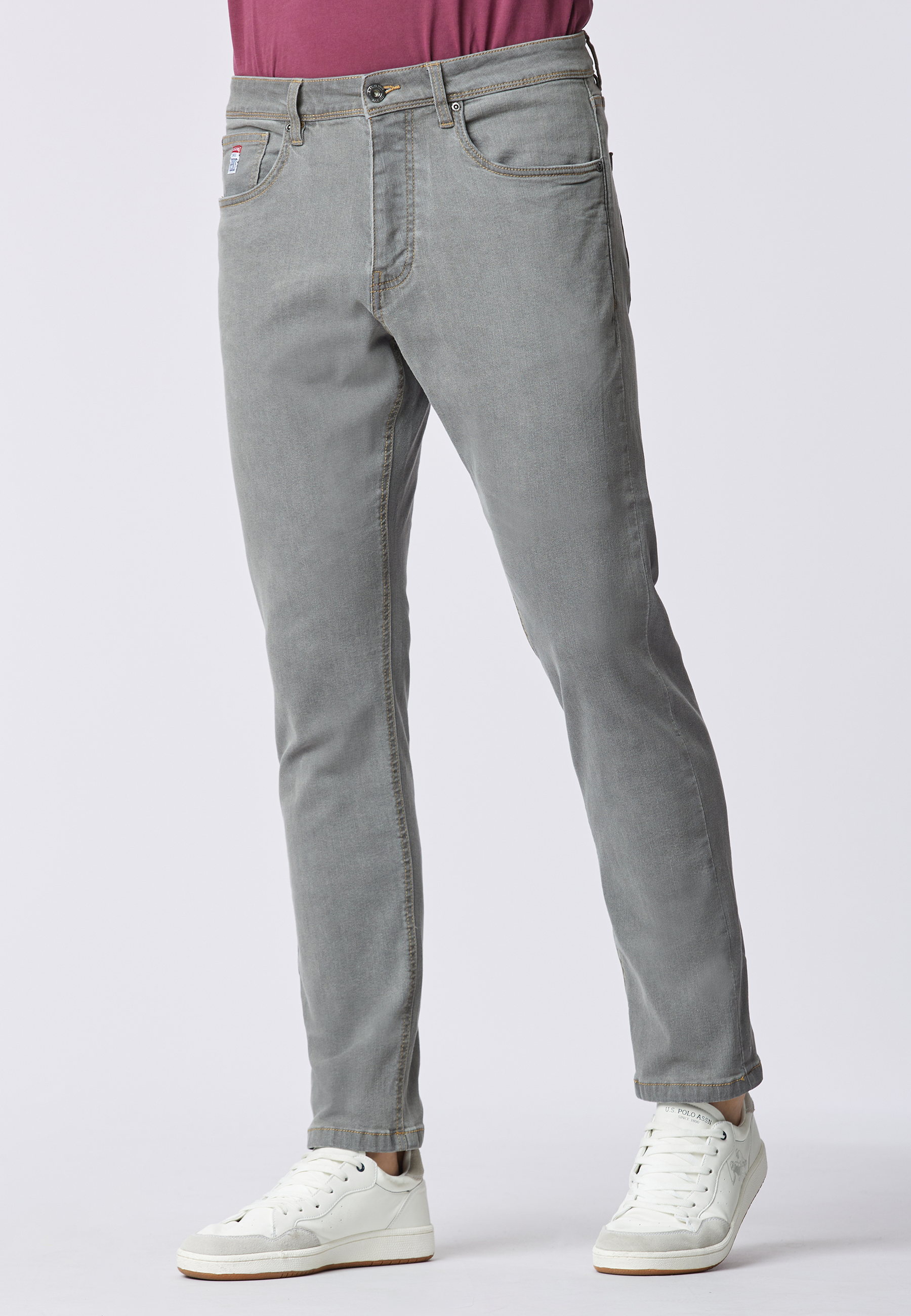 Pantalone denim cinque tasche tapered fit