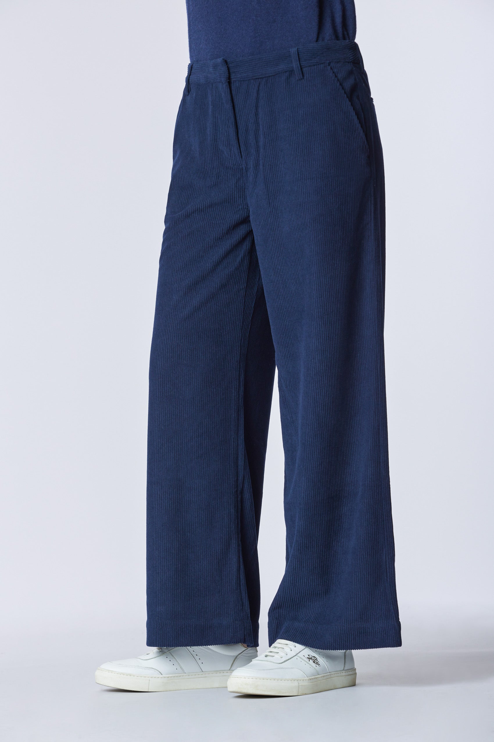 Pantalone dritto in velluto a coste