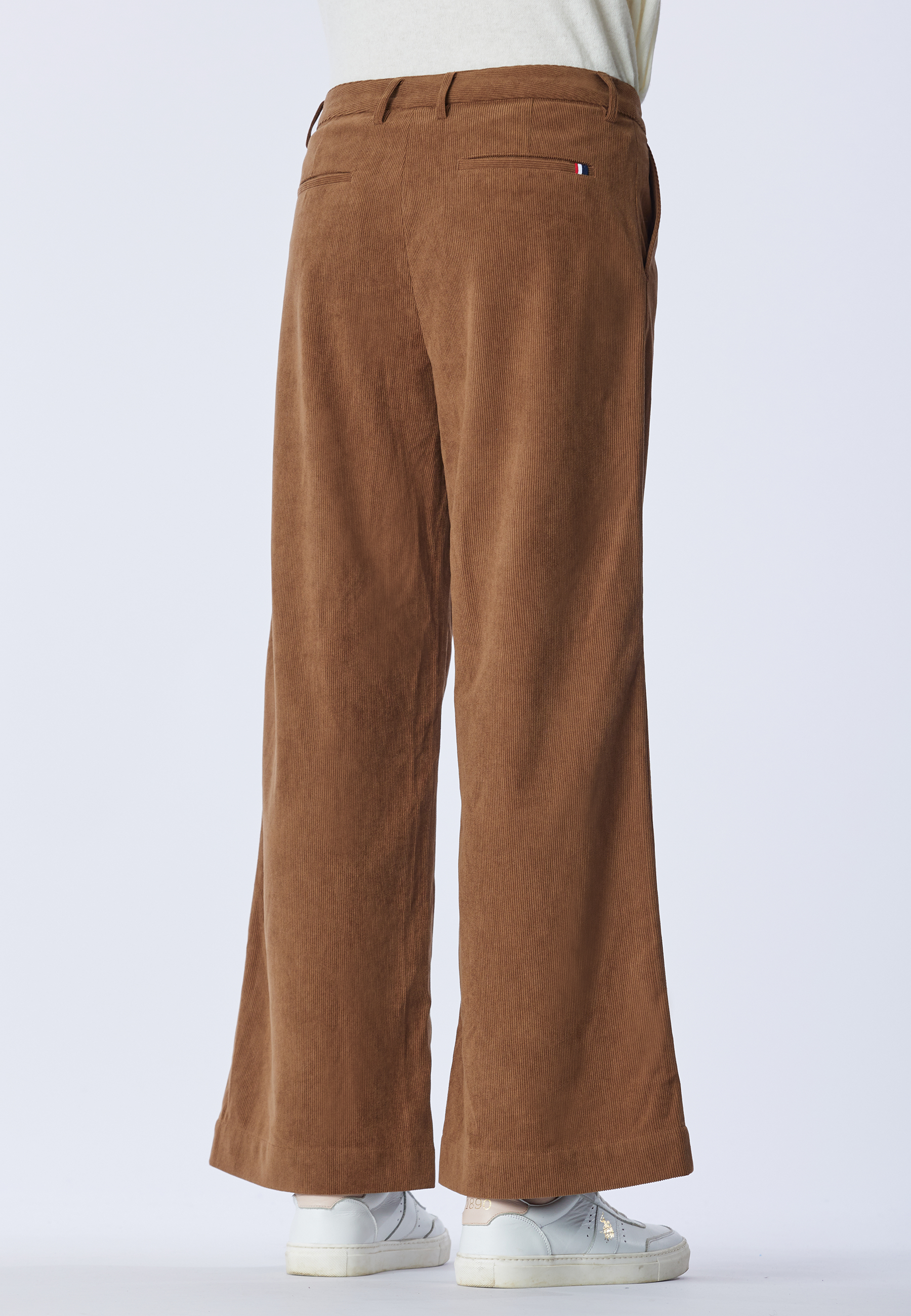Pantalone dritto in velluto a coste