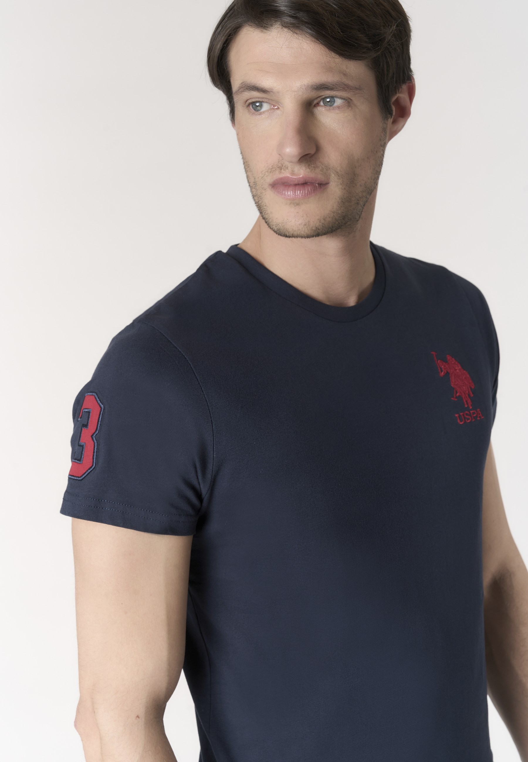 T-shirt da uomo a maniche corte con logo e numero ricamati