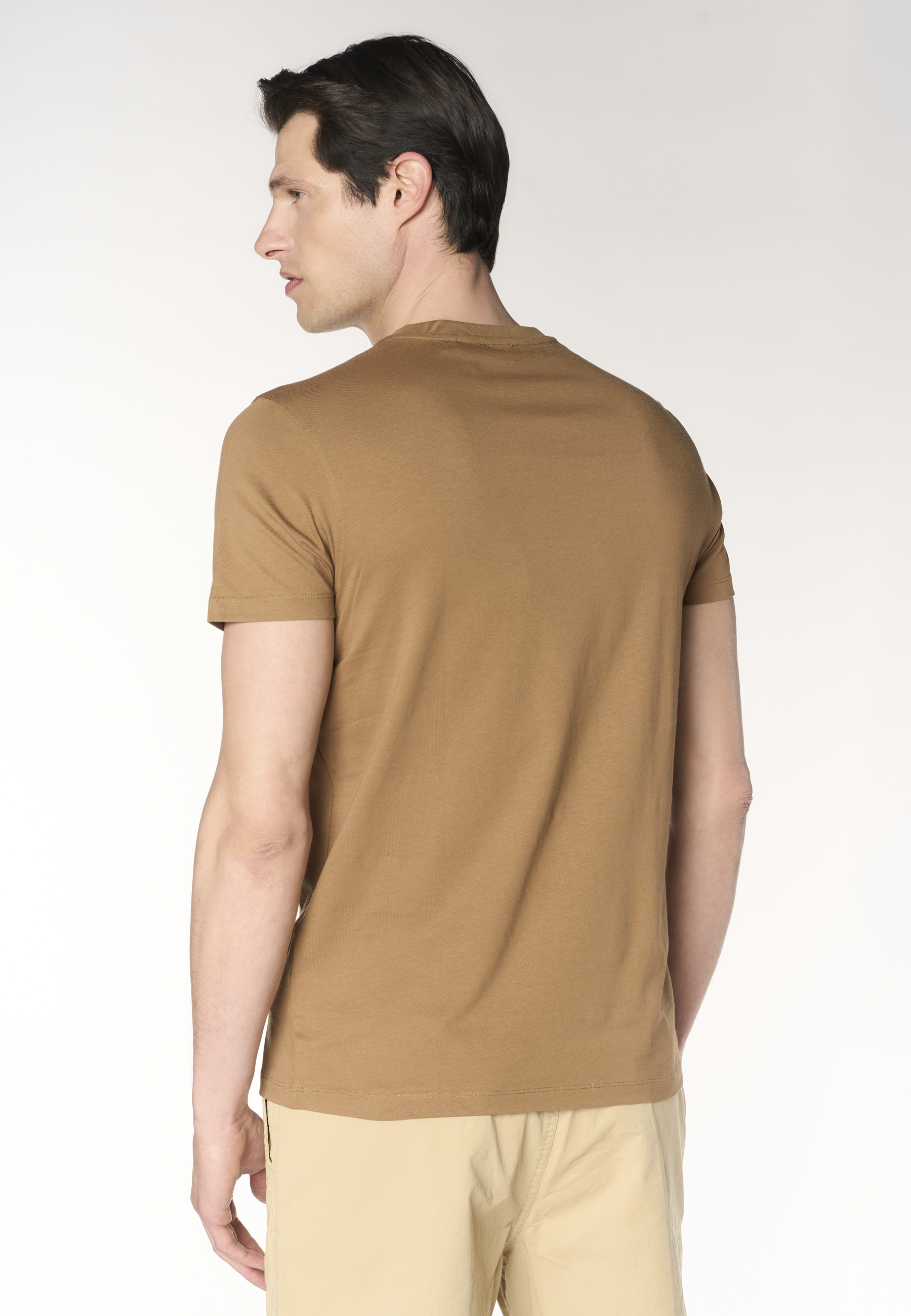 T-shirt uomo in cotone basic jersey con taschino e logo ricamato