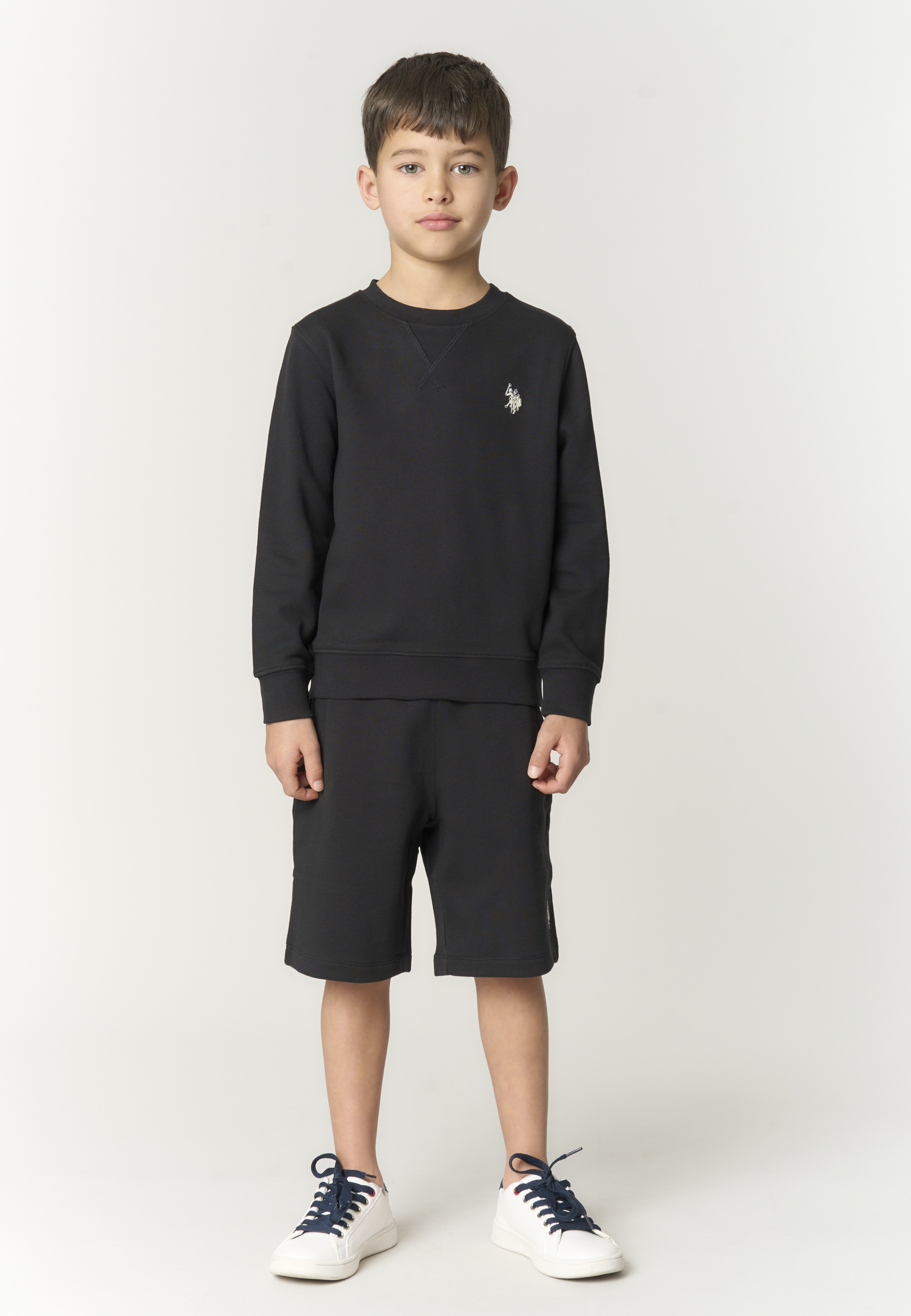 Pantalone corto sportivo da bambino con vita elasticizzata e tasche laterali
