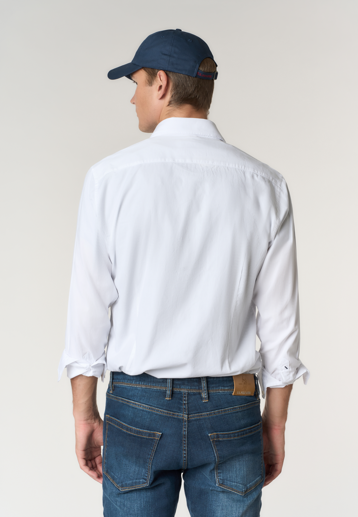 Camicia slim fit in cotone oxford con colletto classico