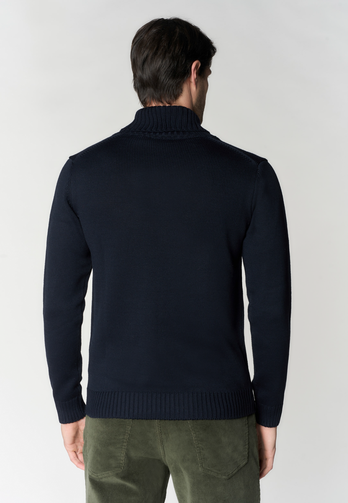 Maglia con collo a scialle in misto lana merino