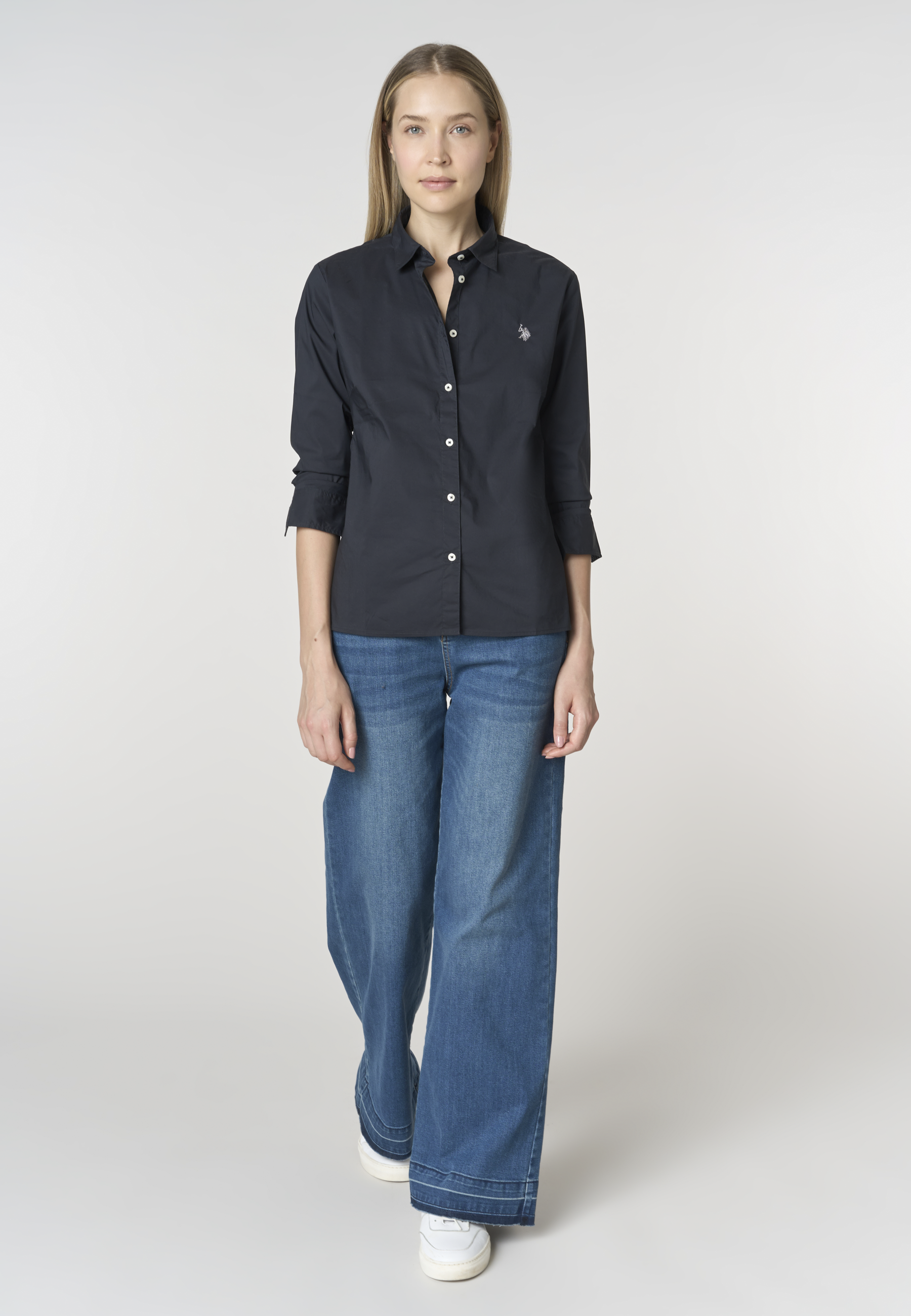 Camicia slim fit da donna con ricamo