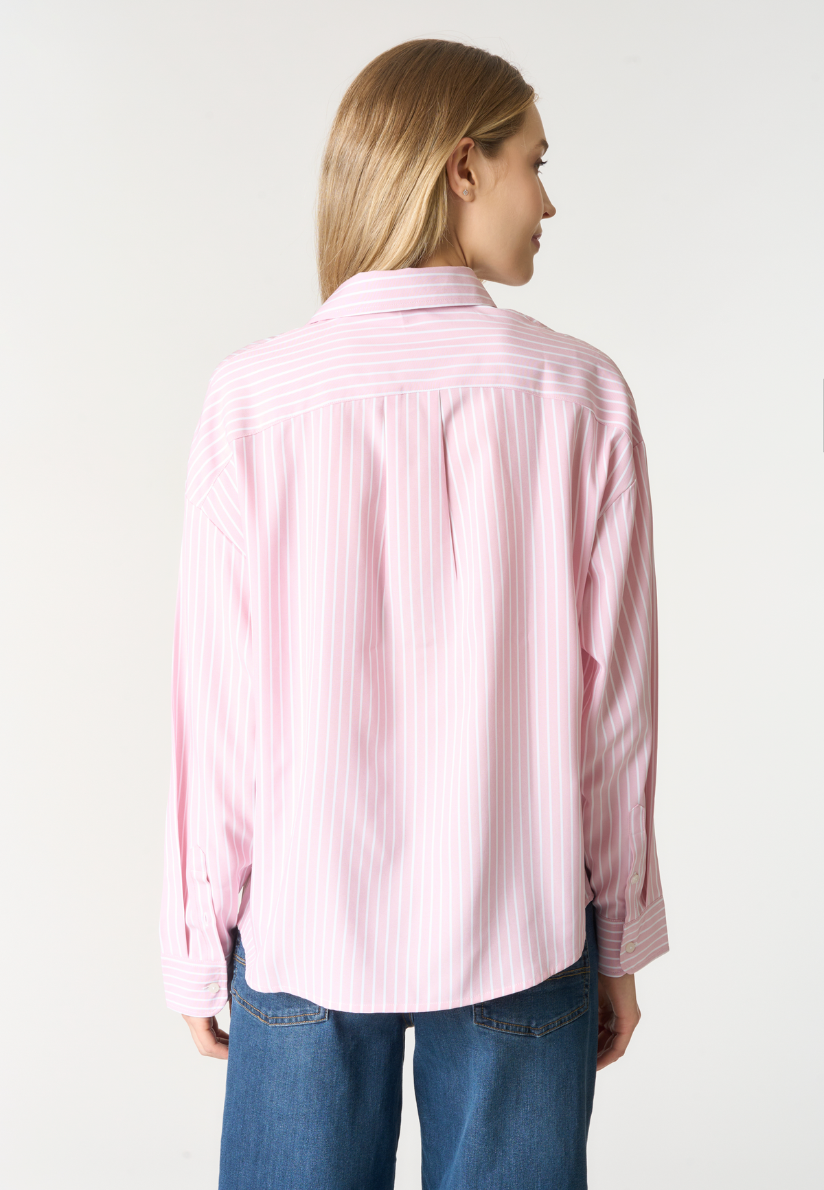 Camicia a righe verticali con vestibilità oversize