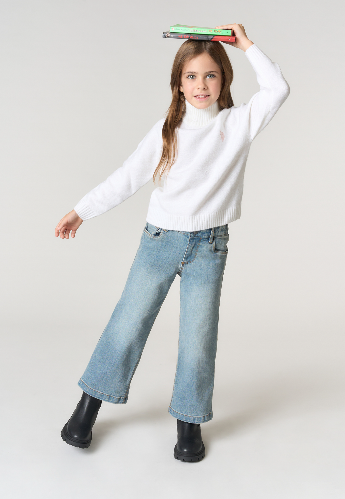 Pantalone denim con gamba ampia cropped fit