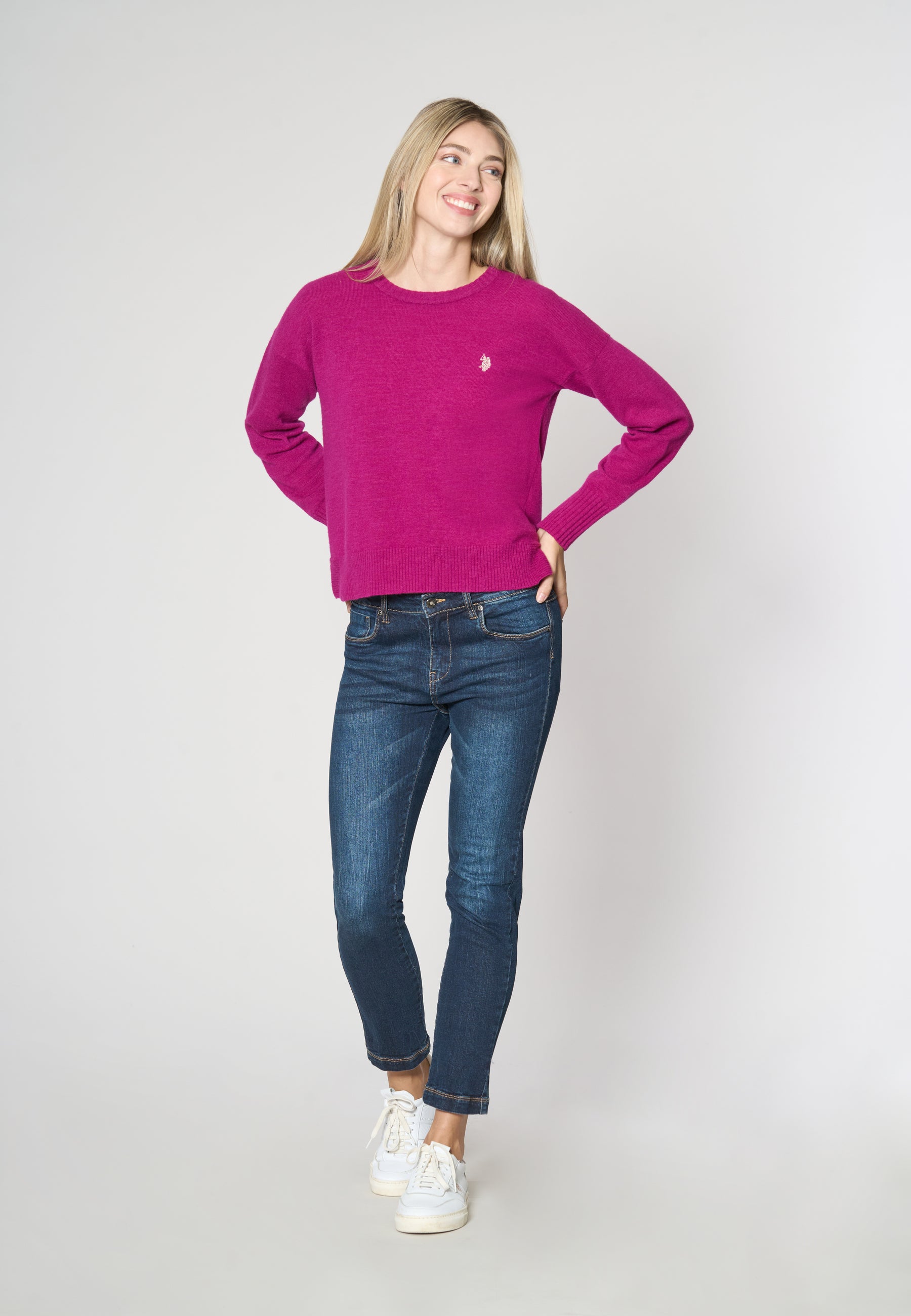 Maglia girocollo in filato lana riciclato