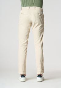 Pantalone chino in misto lino e cotone stretch