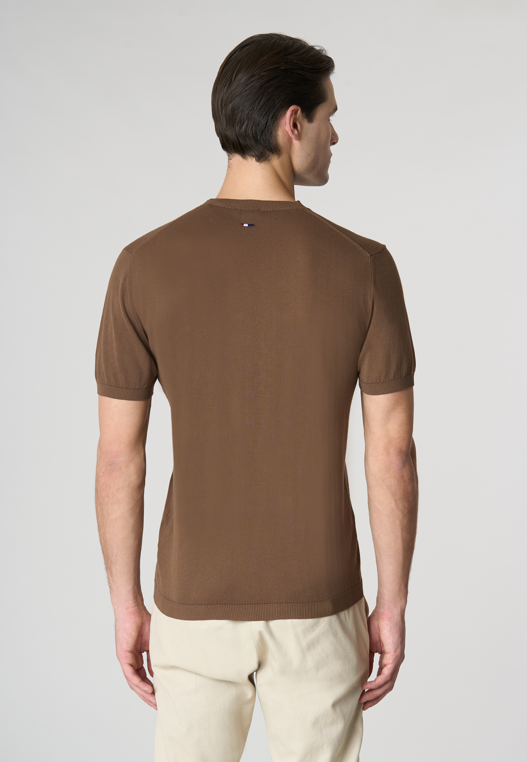 Maglia girocollo a maniche corte in cotone crepe