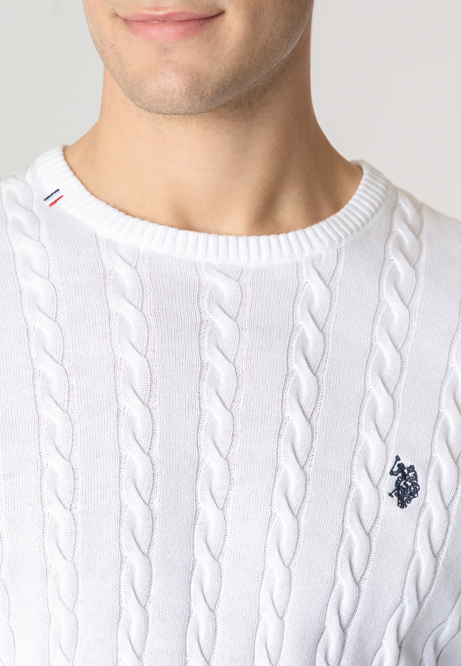 Maglia girocollo a treccia in cotone