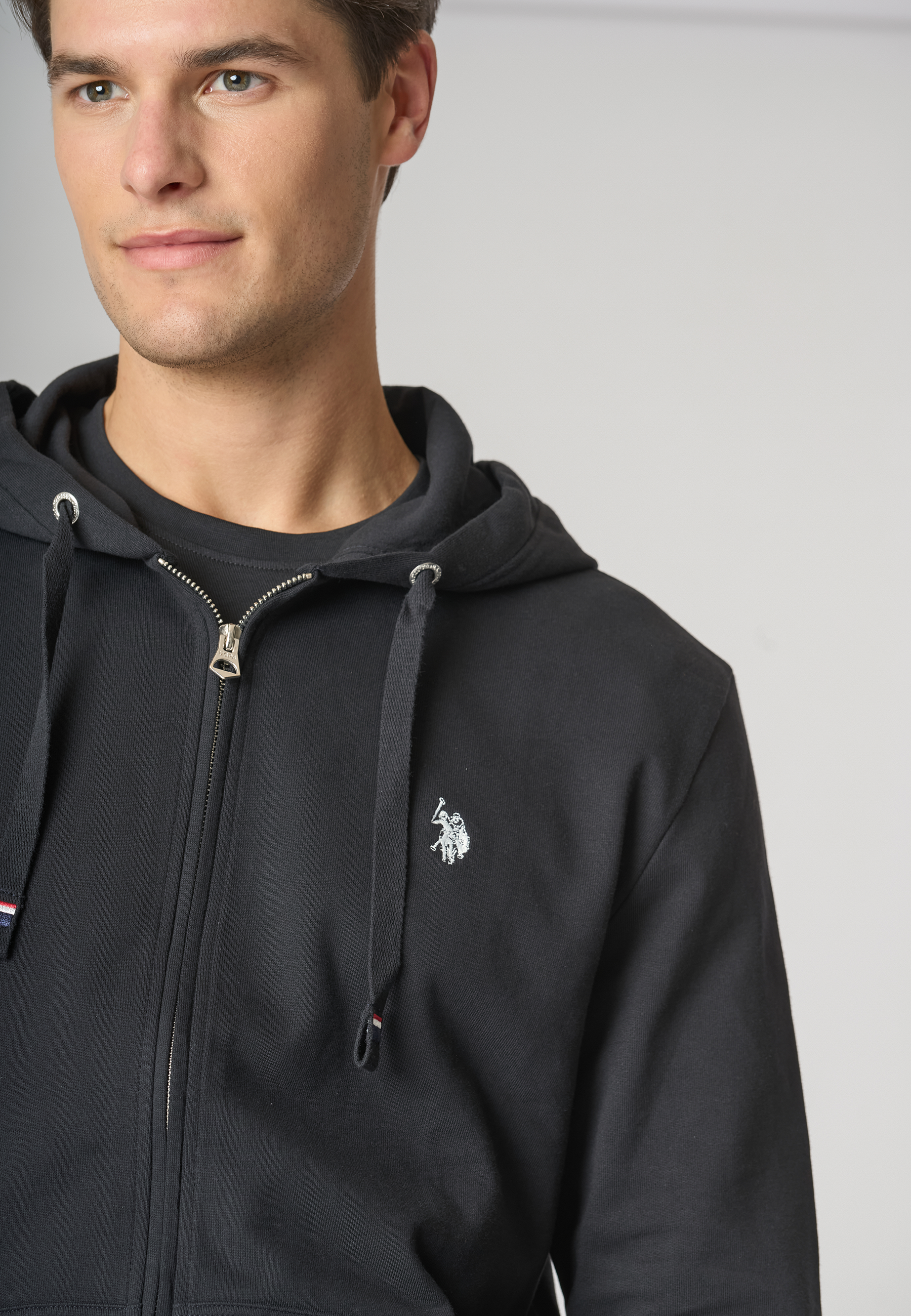 Felpa in cotone con cappuccio e chiusura zip