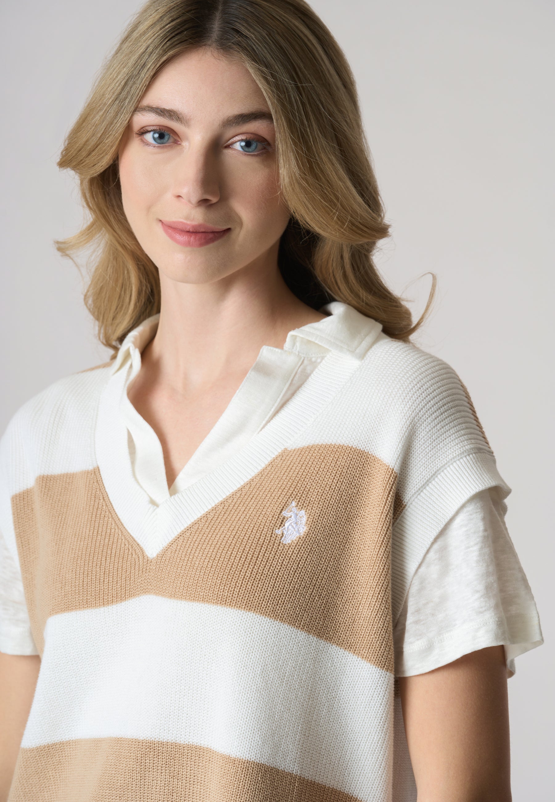 Gilet a costine con scollo a V in cotone