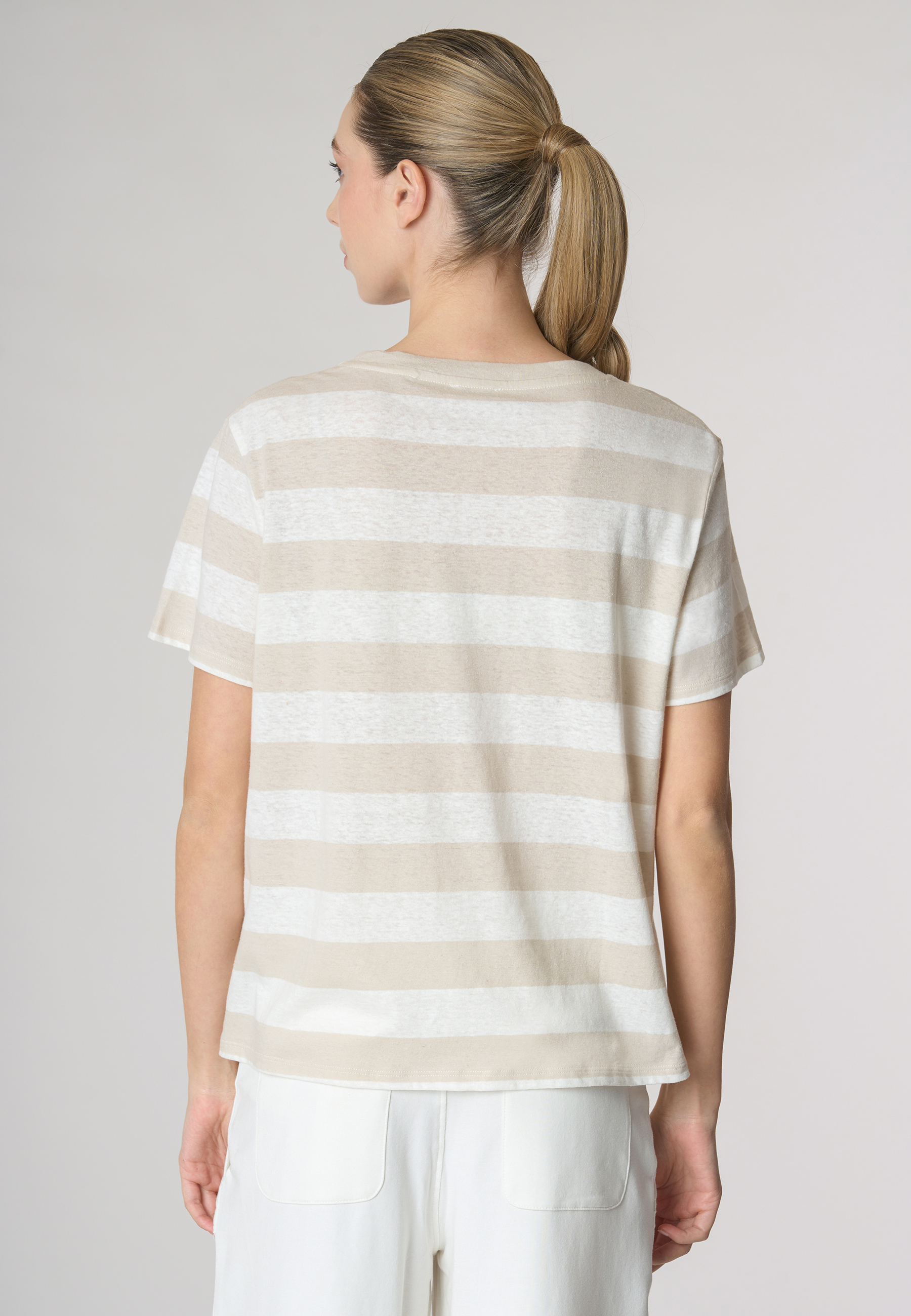 T-shirt girocollo a righe in misto cotone e lino
