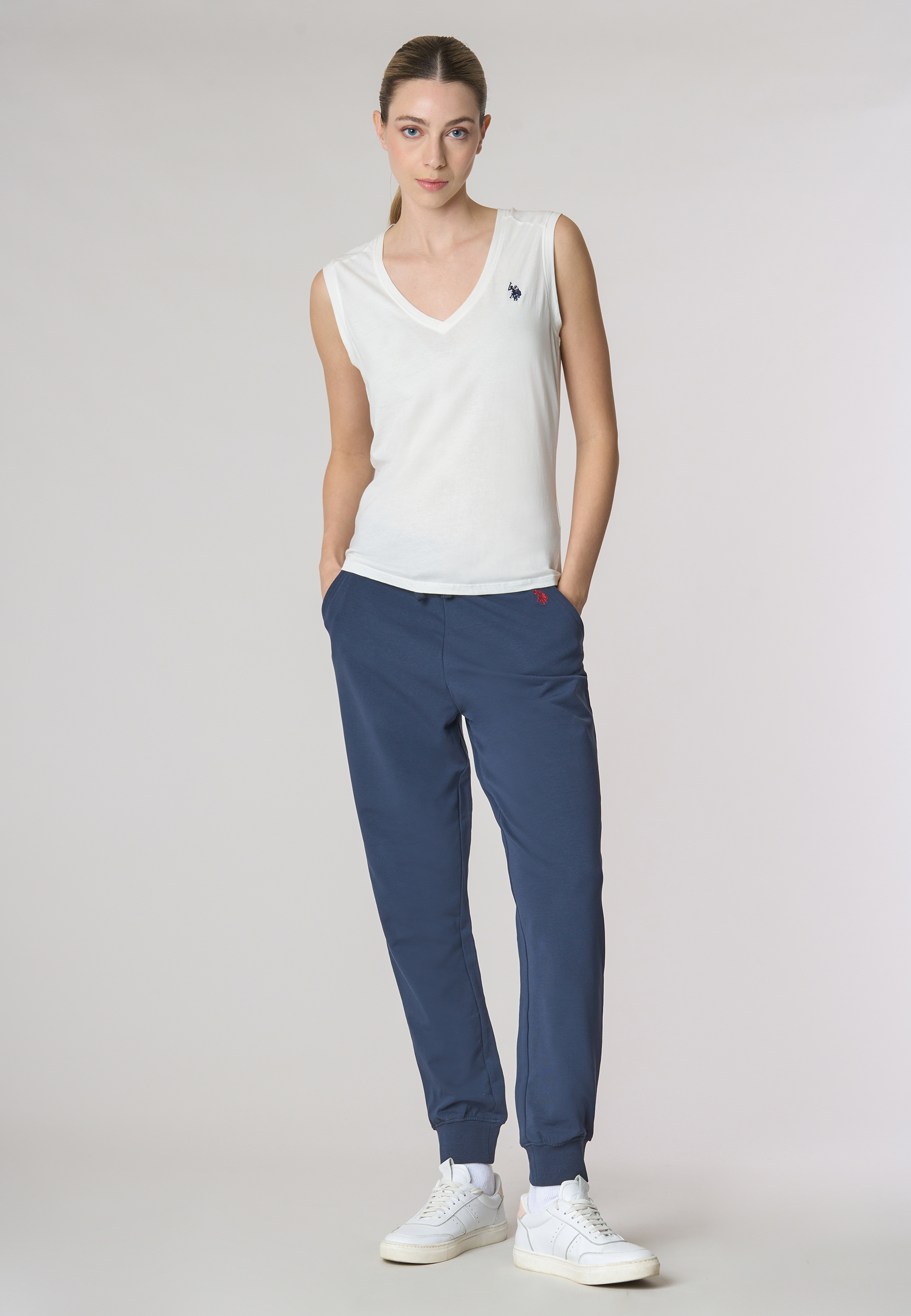 T-shirt smanicata con scollo a V in cotone light jersey