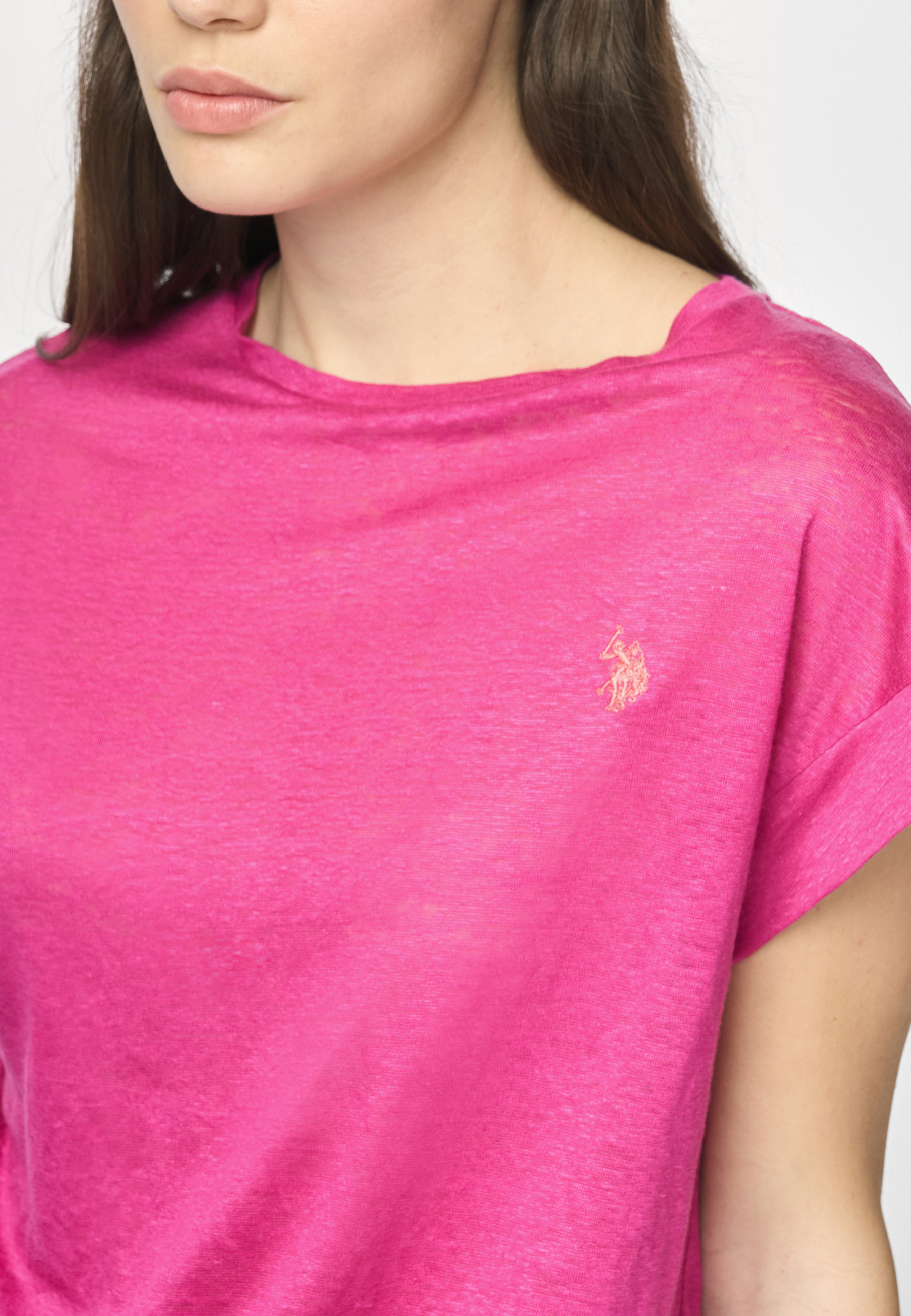 T-shirt girocollo smanicata in lino premium quality