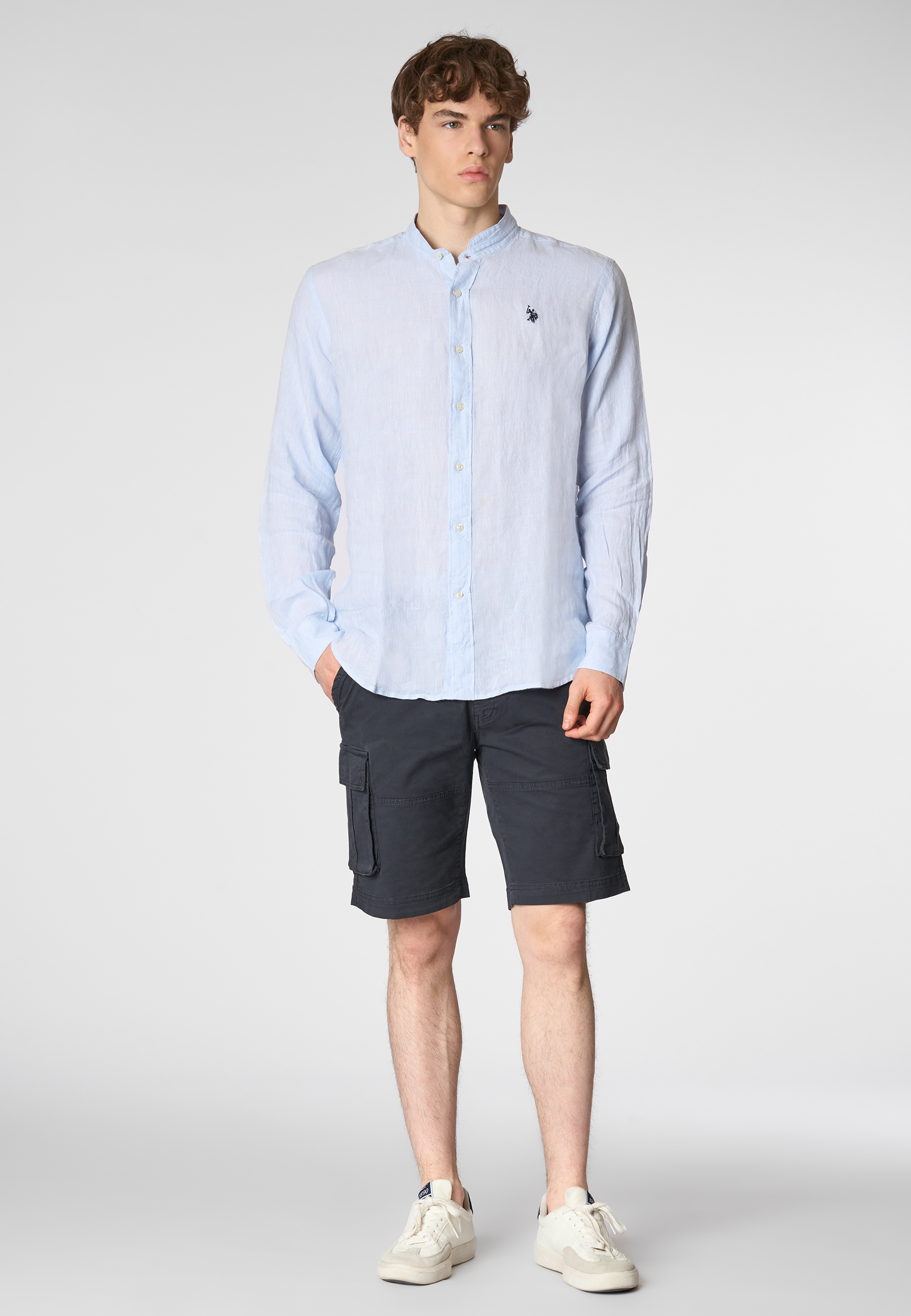 Camicia in lino chambray colletto mandarin slim fit con logo