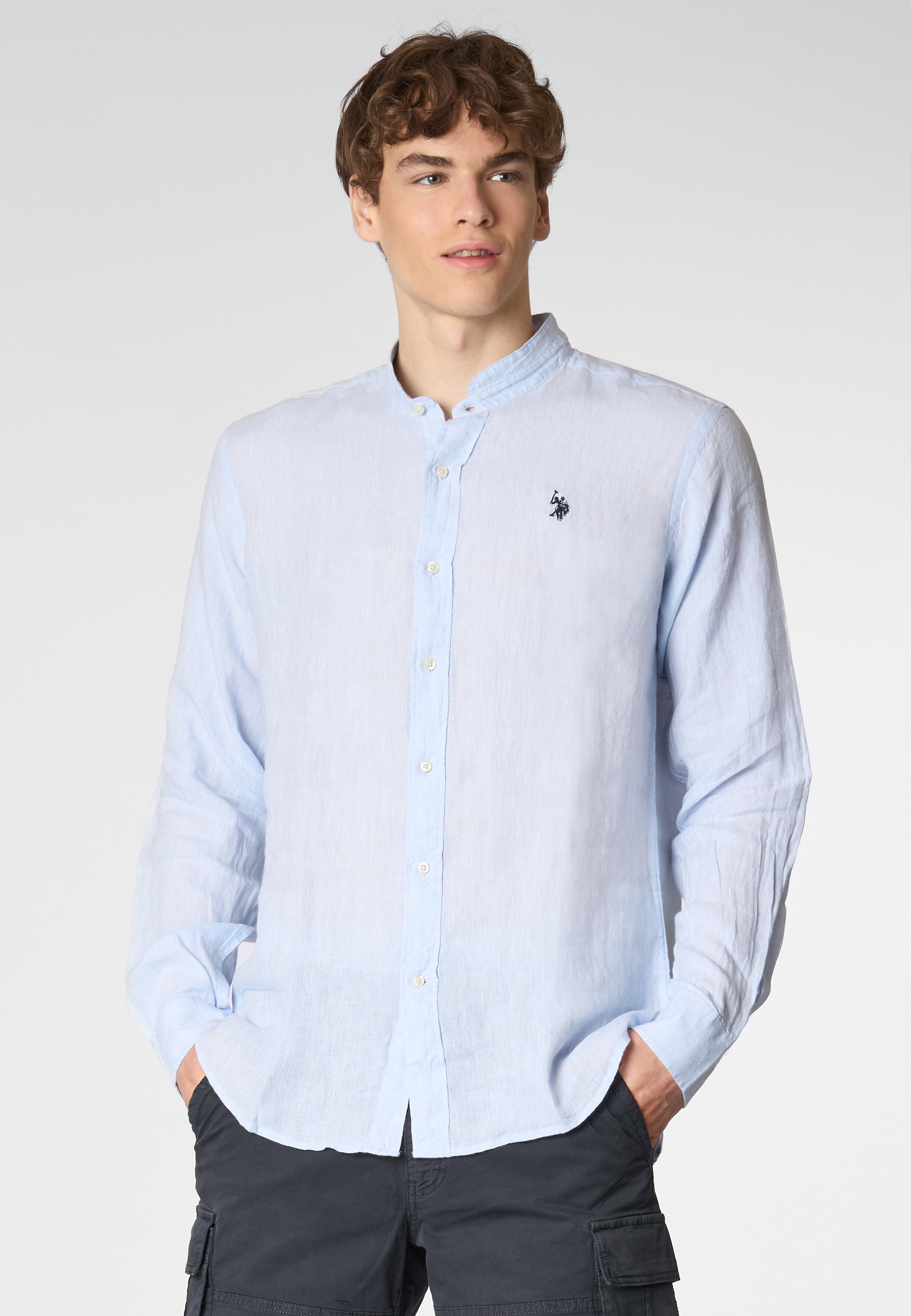 Camicia in lino chambray colletto mandarin slim fit con logo