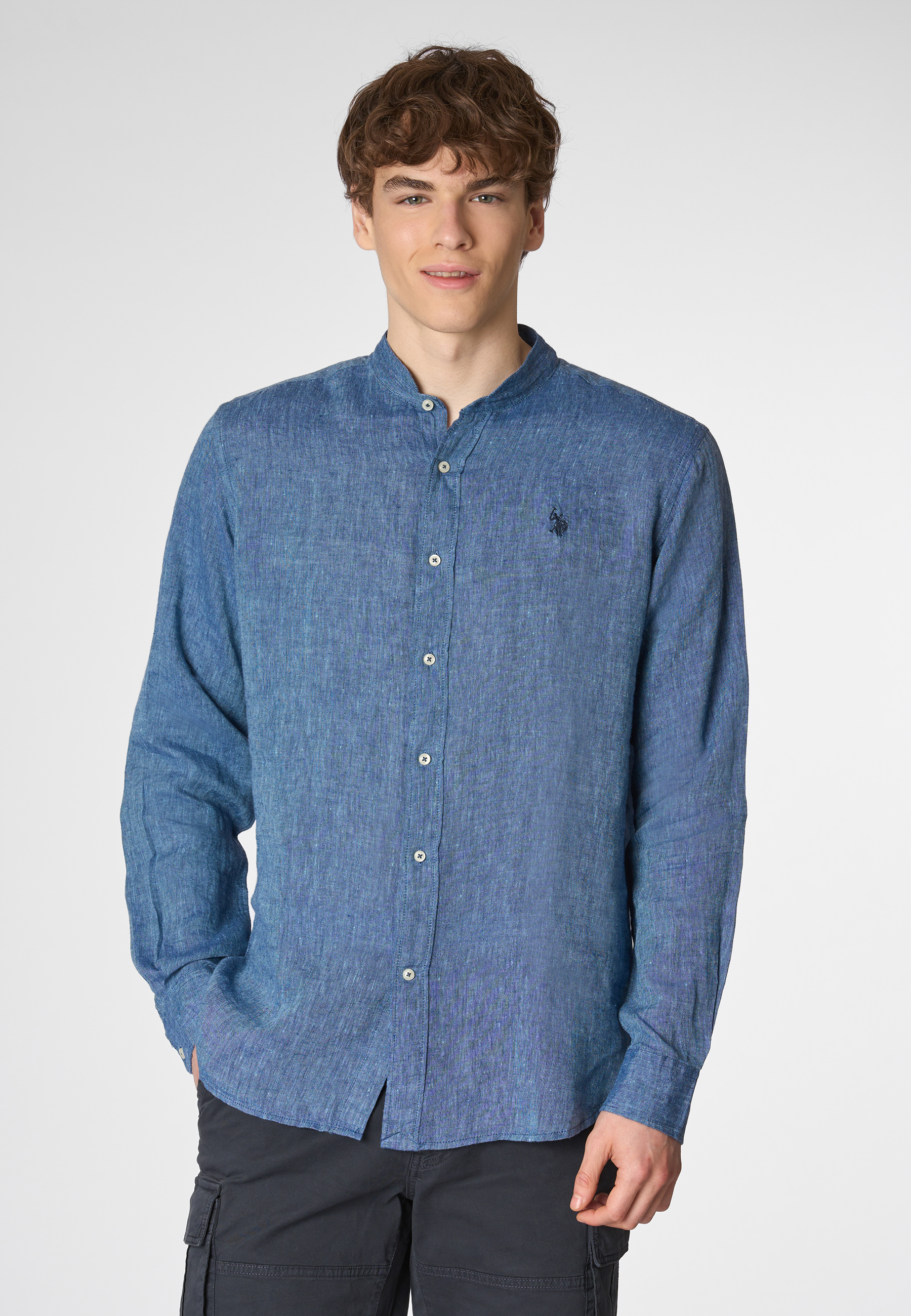 Camicia in lino chambray colletto mandarin slim fit con logo