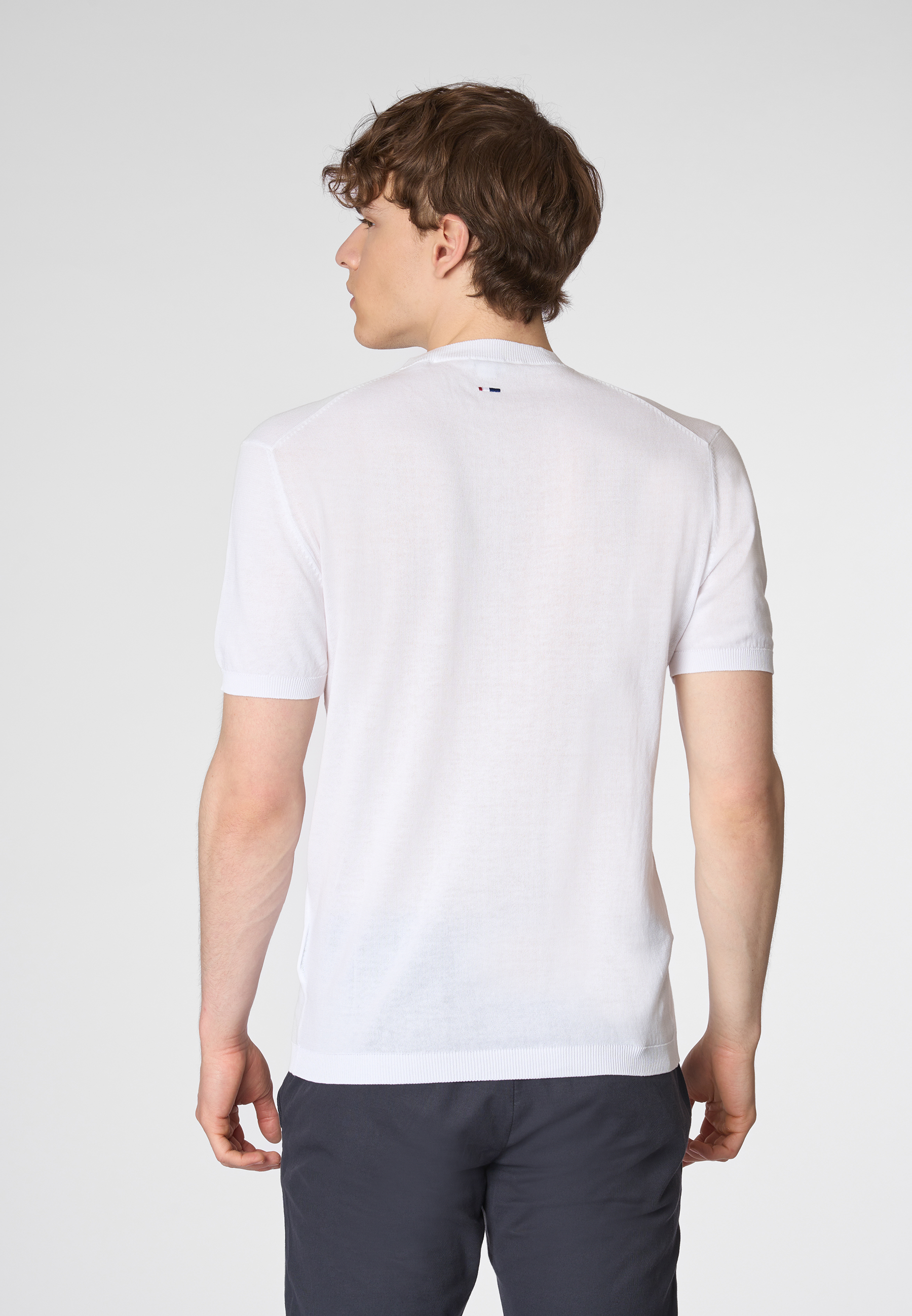 Maglia girocollo a maniche corte in cotone crepe