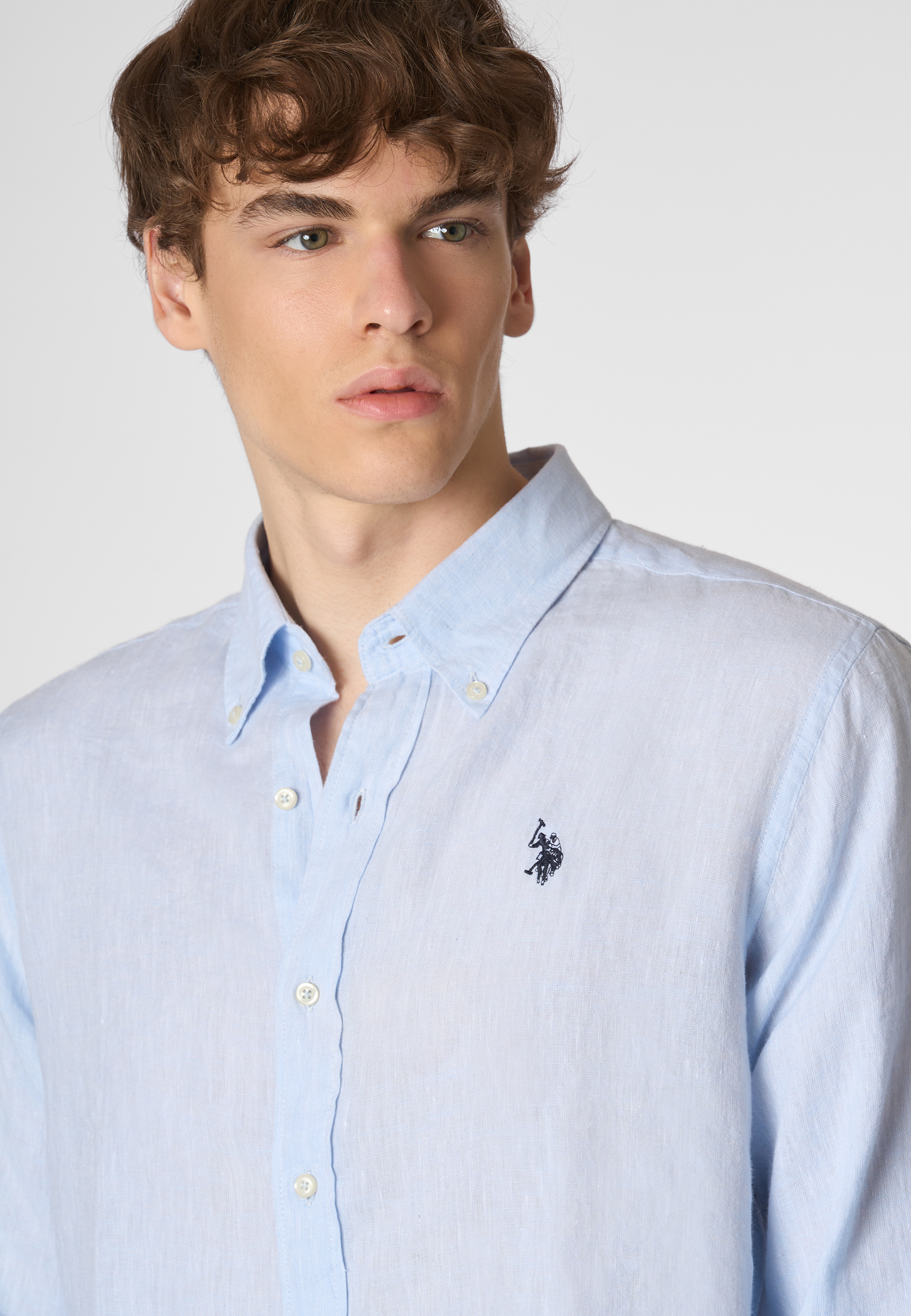 Camicia in lino chambray slim fit con logo