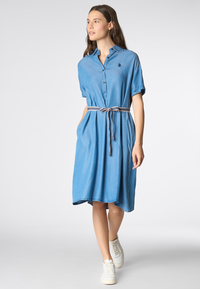 Abito a maniche corte con cintura in tessuto tencel