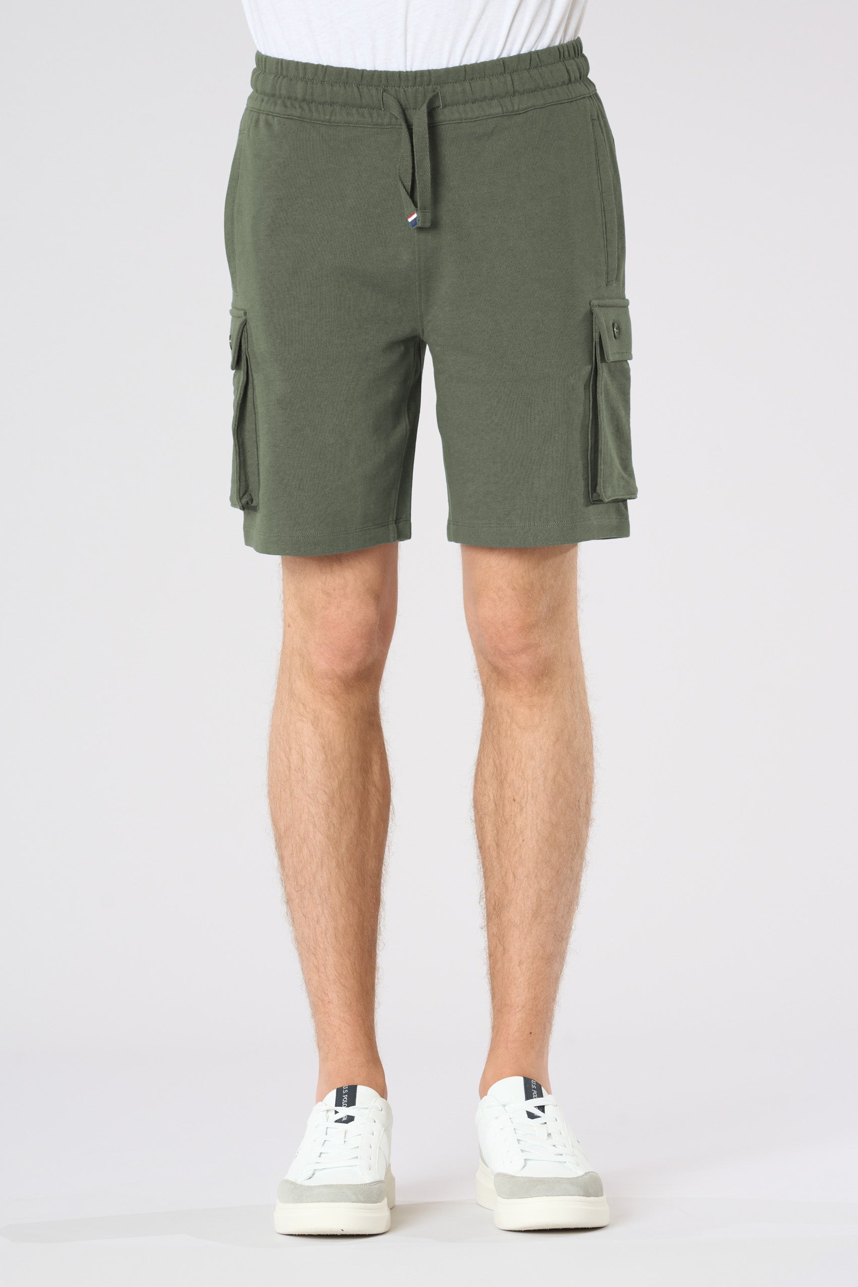 Pantalone corto in felpa da uomo con tasche cargo