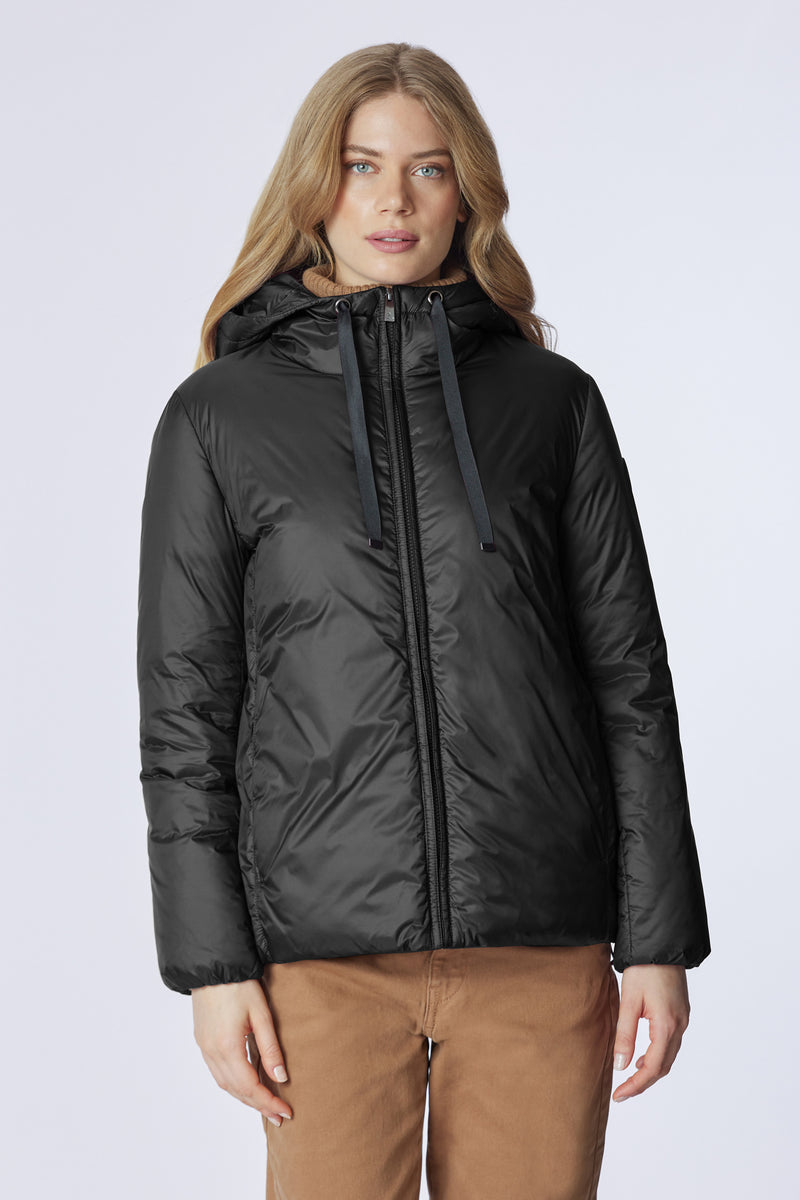 Giacca con cappuccio in nylon satin