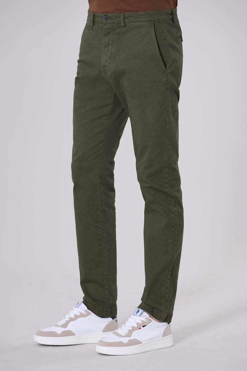 Pantalone chino in cotone stretch gabardine