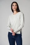 Maglia girocollo in cotone con spacchi laterali e logo