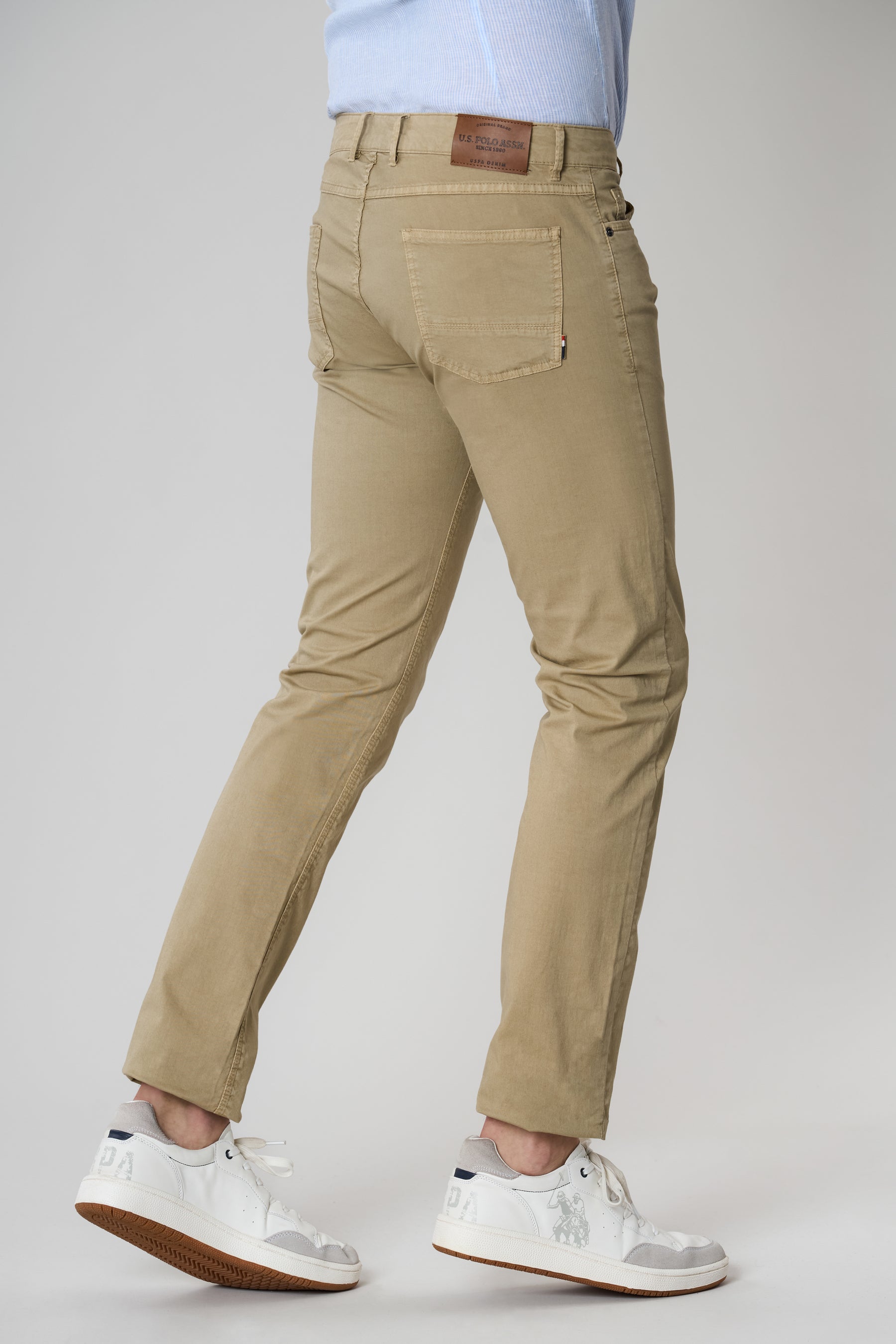 Pantaloni cinque tasche in cotone