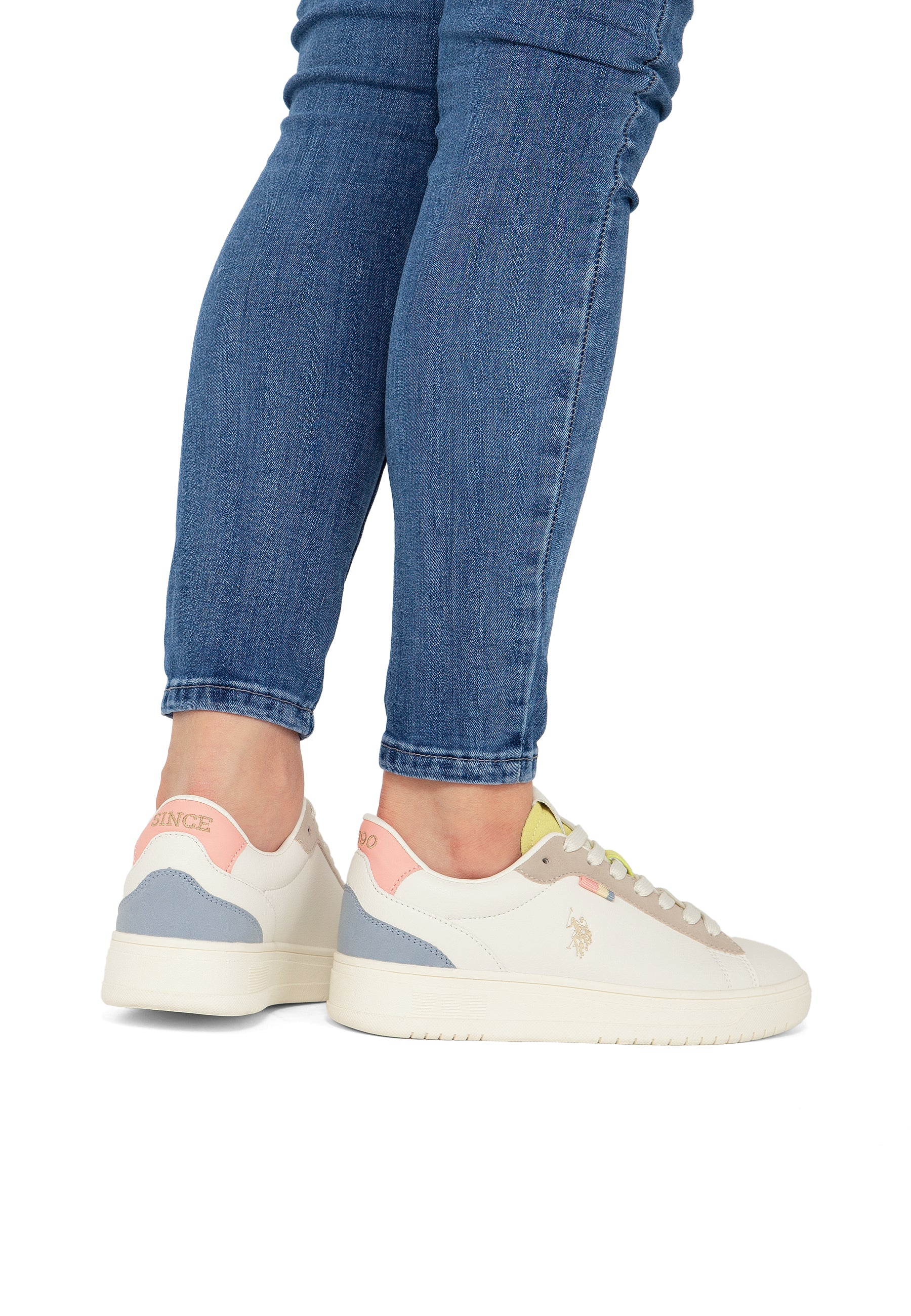 Sneaker Kosmo da donna con inserti laterali e logo