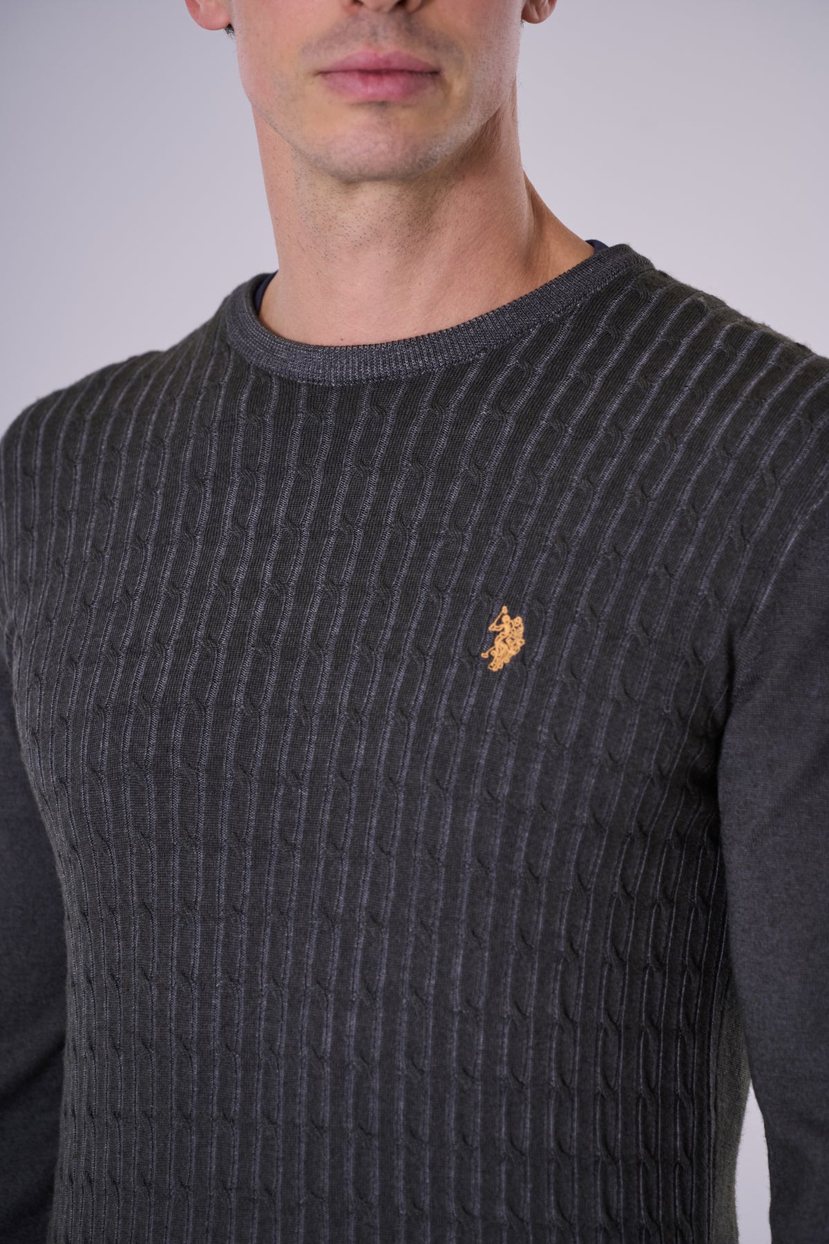 Maglia a girocollo con lavorazione in lana merino con logo U.S. Polo Assn.