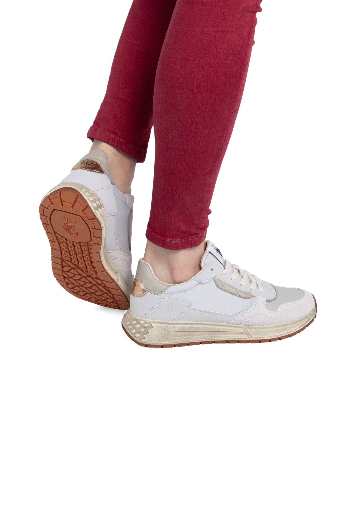 Sneaker Seneka con dettagli a contrasto
