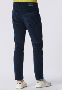 Pantalone cinque tasche in velluto taperede fit