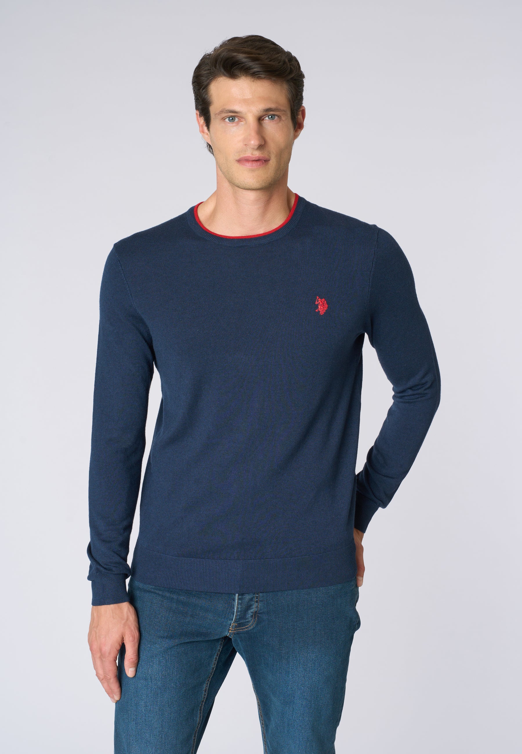 Maglia girocollo  misto lana e viscosa