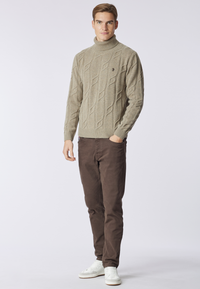 Maglia dolcevita lavorazione a treccia misto lana