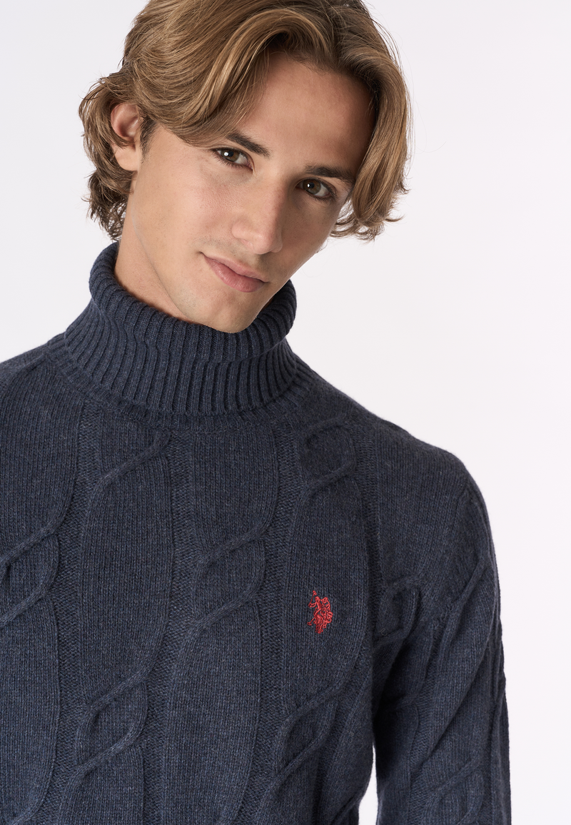 Maglia dolcevita lavorazione a treccia misto lana