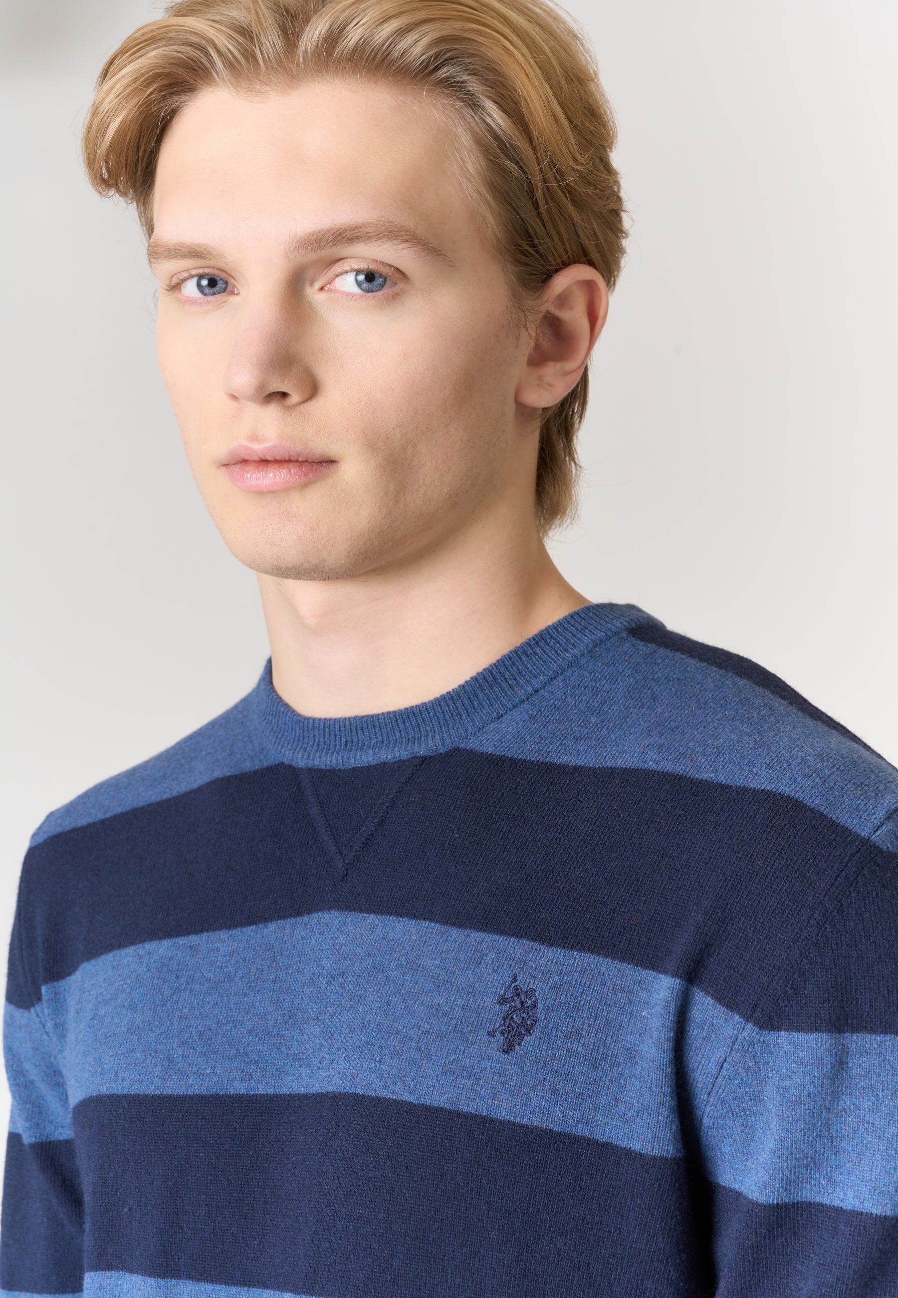 Maglia girocollo a righe