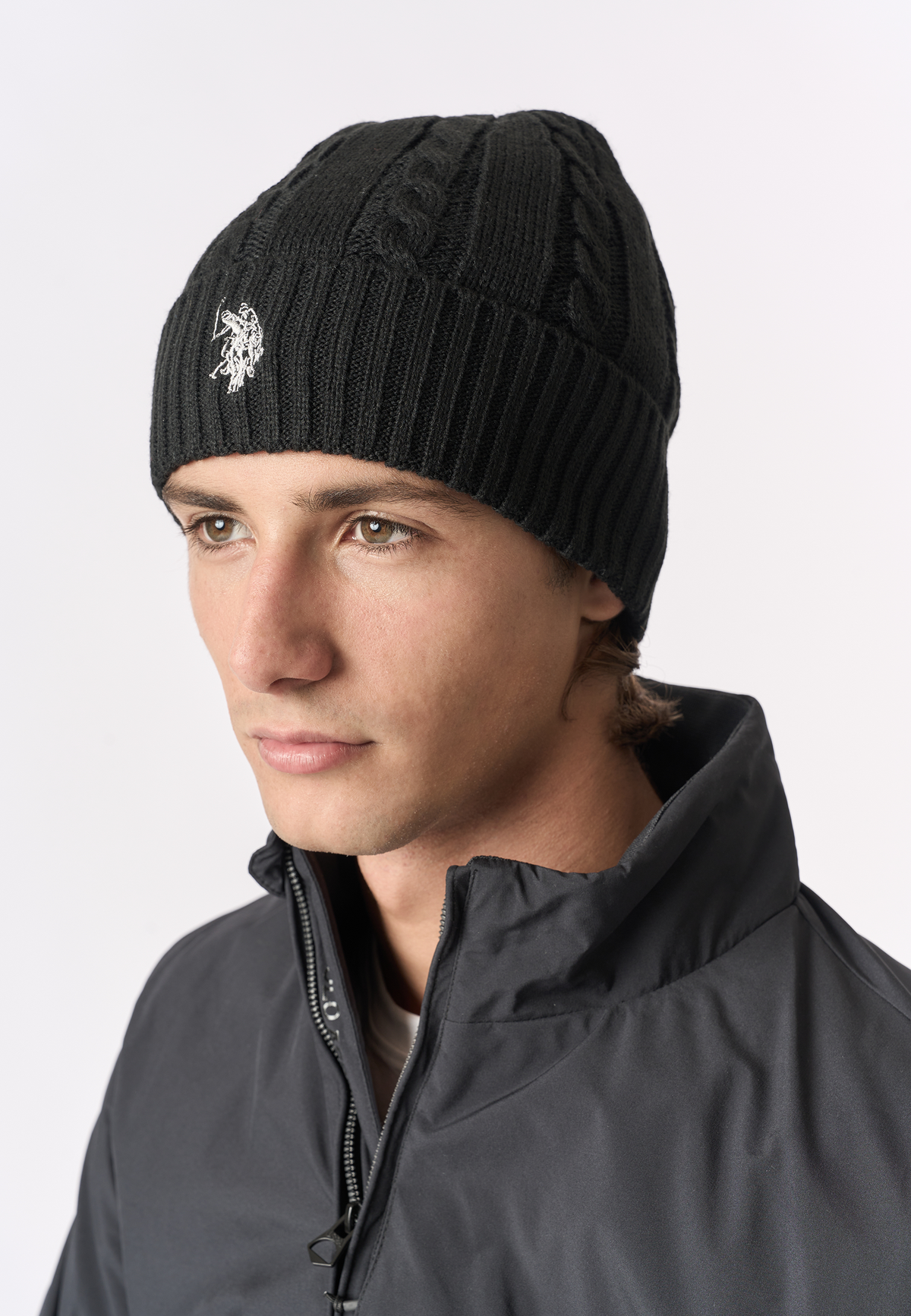 Berretto lavorazione a treccia con logo