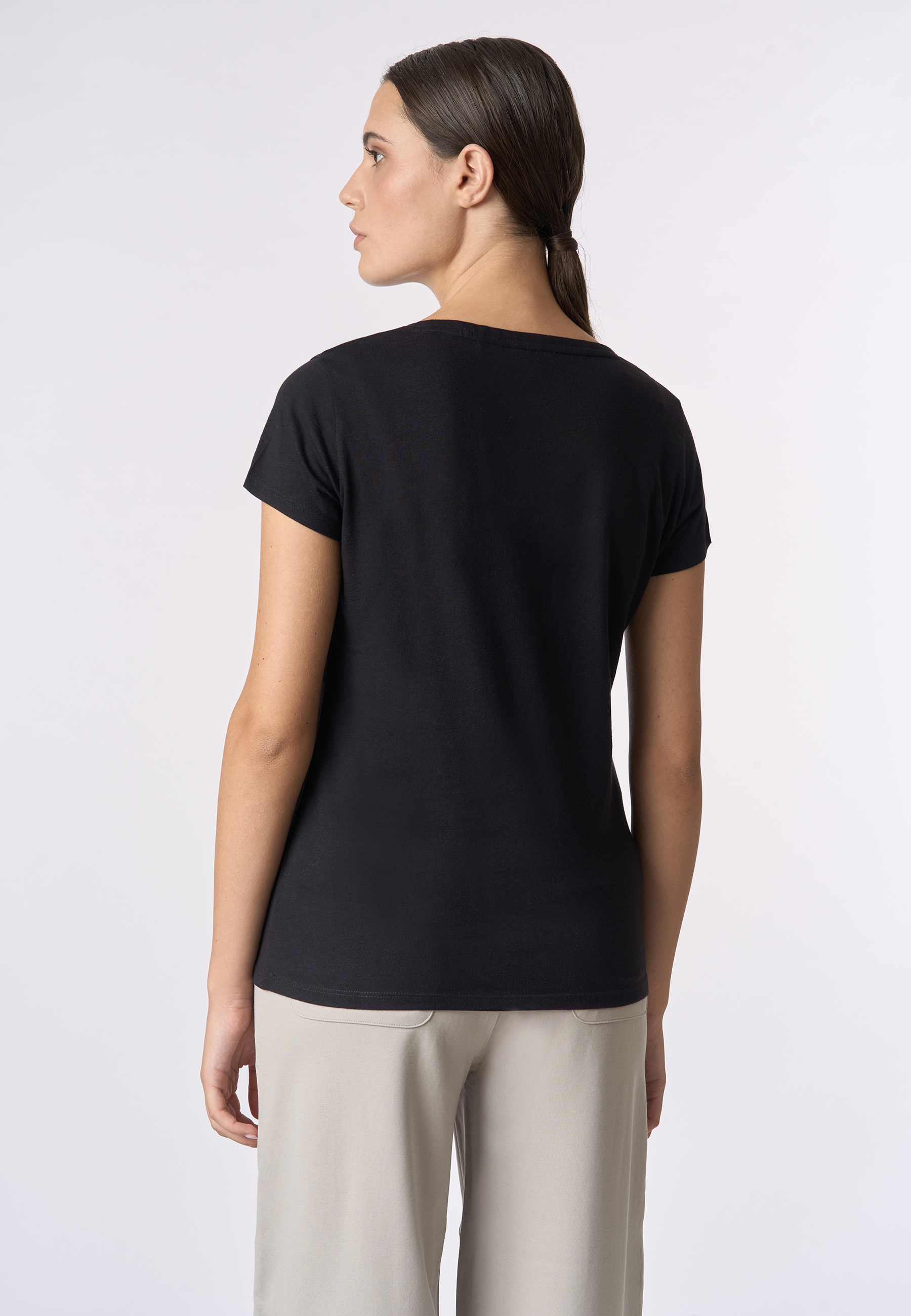 T-shirt girocollo a maniche corte