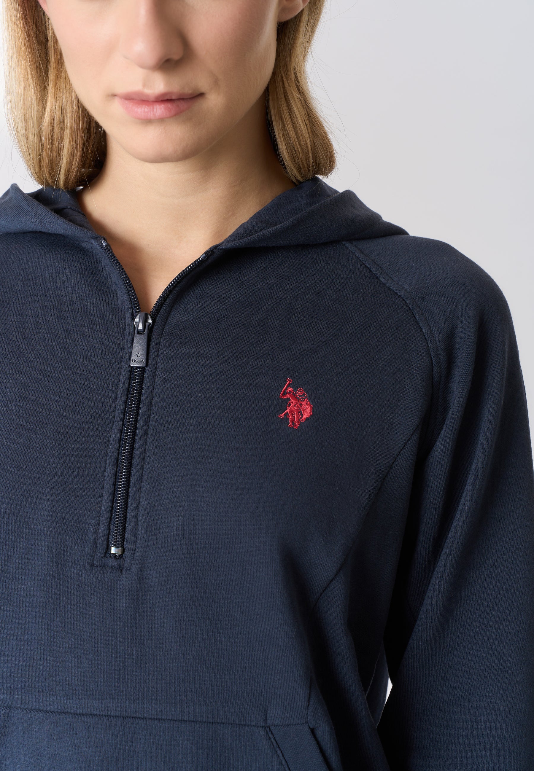 Felpa con cappuccio e zip un quarto