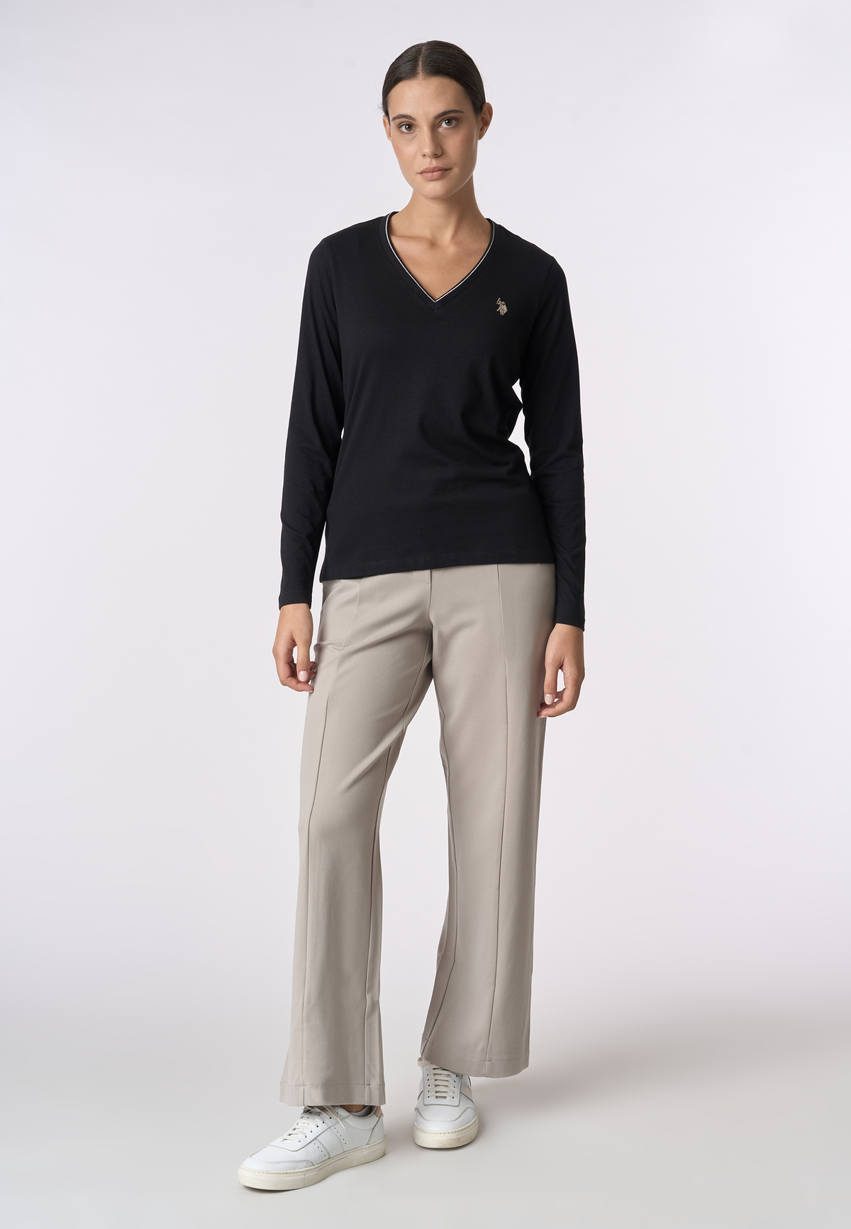 T-shirt a maniche lunghe scollo a V
