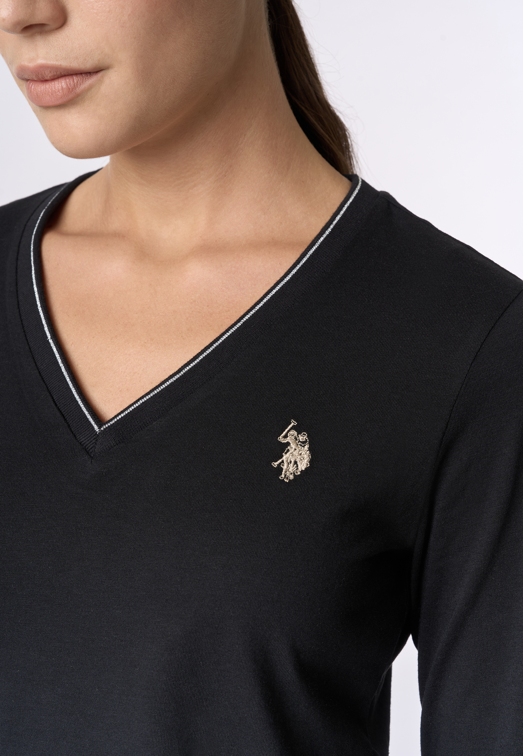 T-shirt a maniche lunghe scollo a V