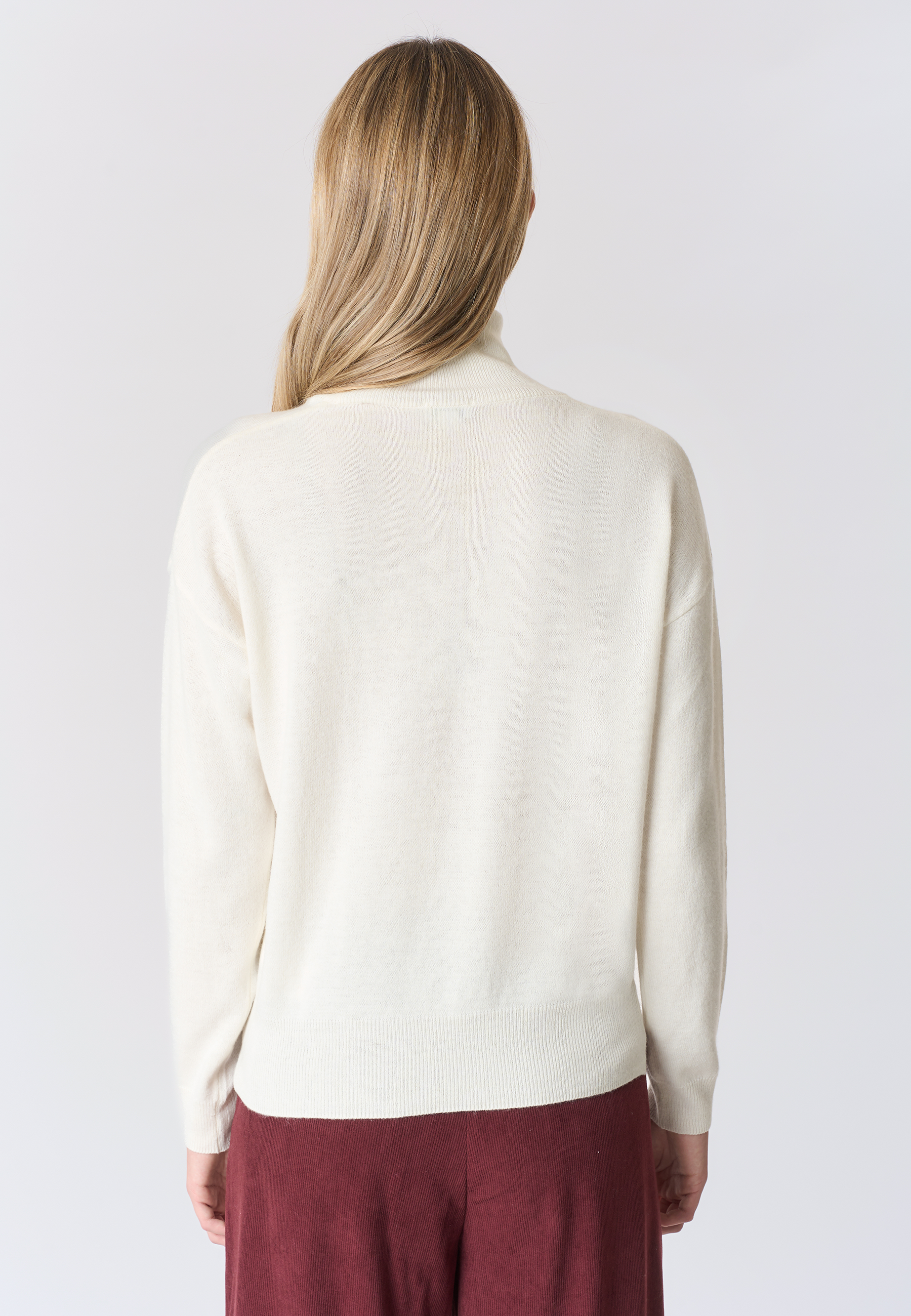Maglia dolcevita misto lana e cashmere