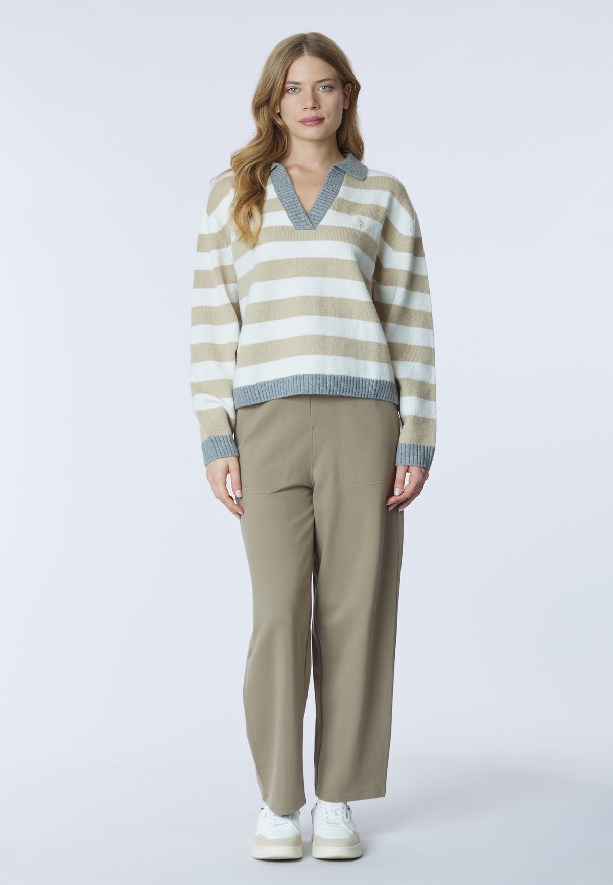 Maglia scollo a V a righe