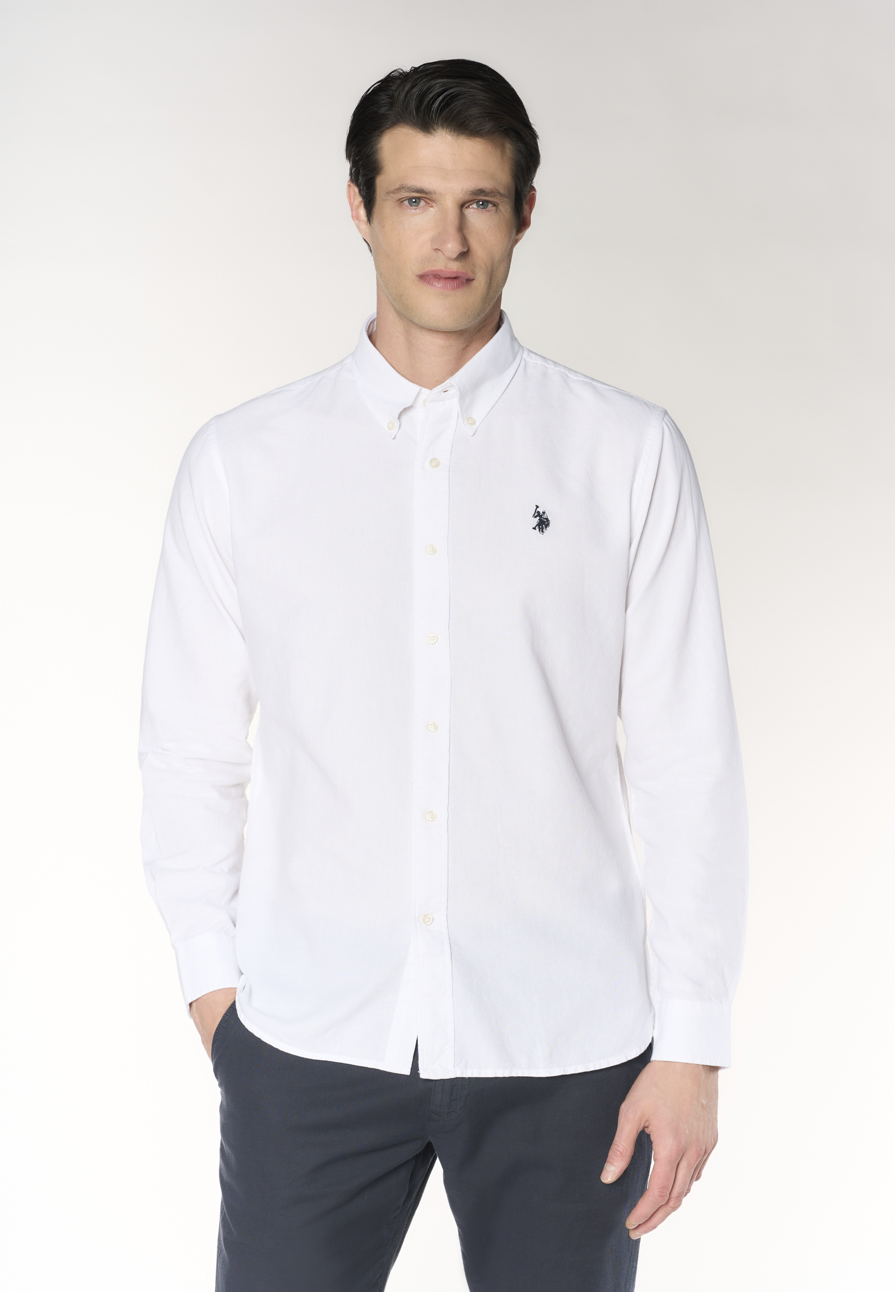 Camicia da uomo slim fit in oxford pin point con colletto button down
