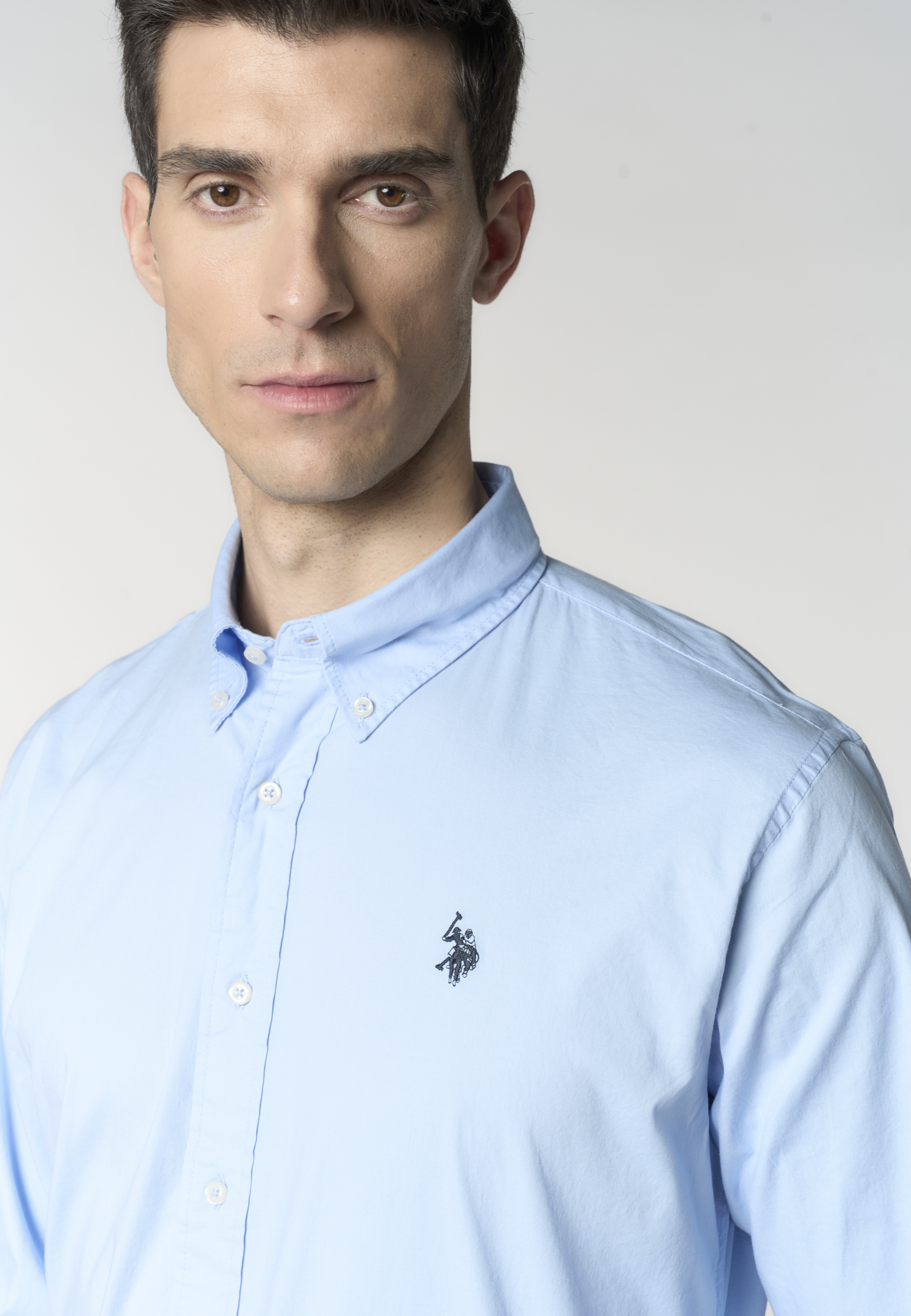 Camicia da uomo in cotone regular fit con colletto button down