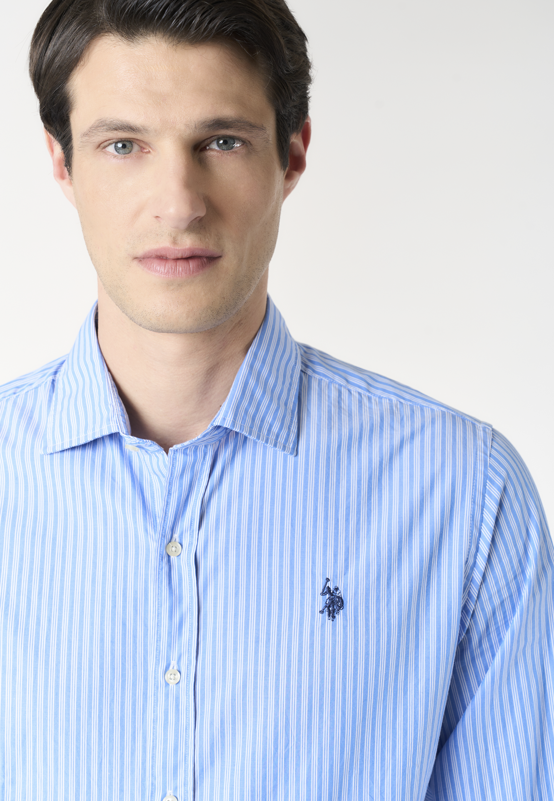 Camicia da uomo slim fit a righe con colletto alla francese